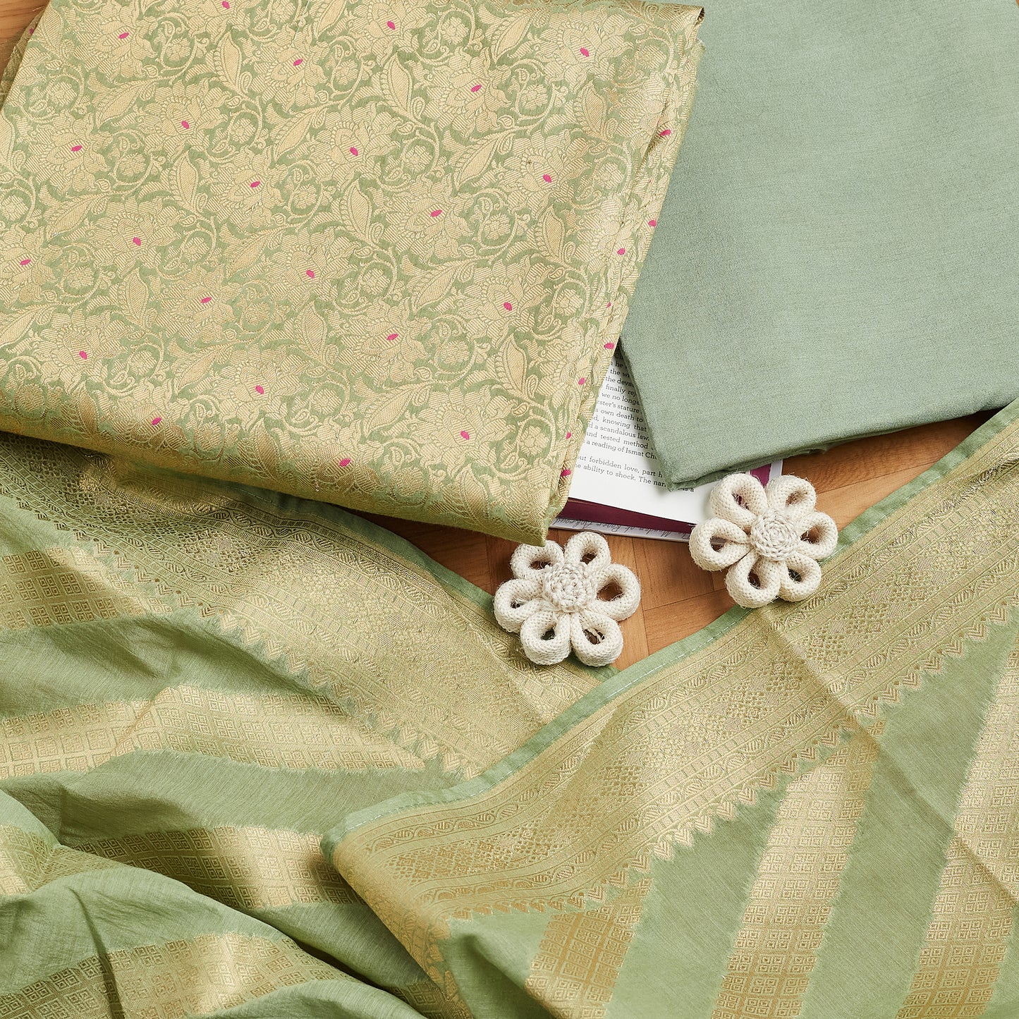 Green Brocade Chanderi kurta, Stripe design Chanderi dupatta, plain bottom