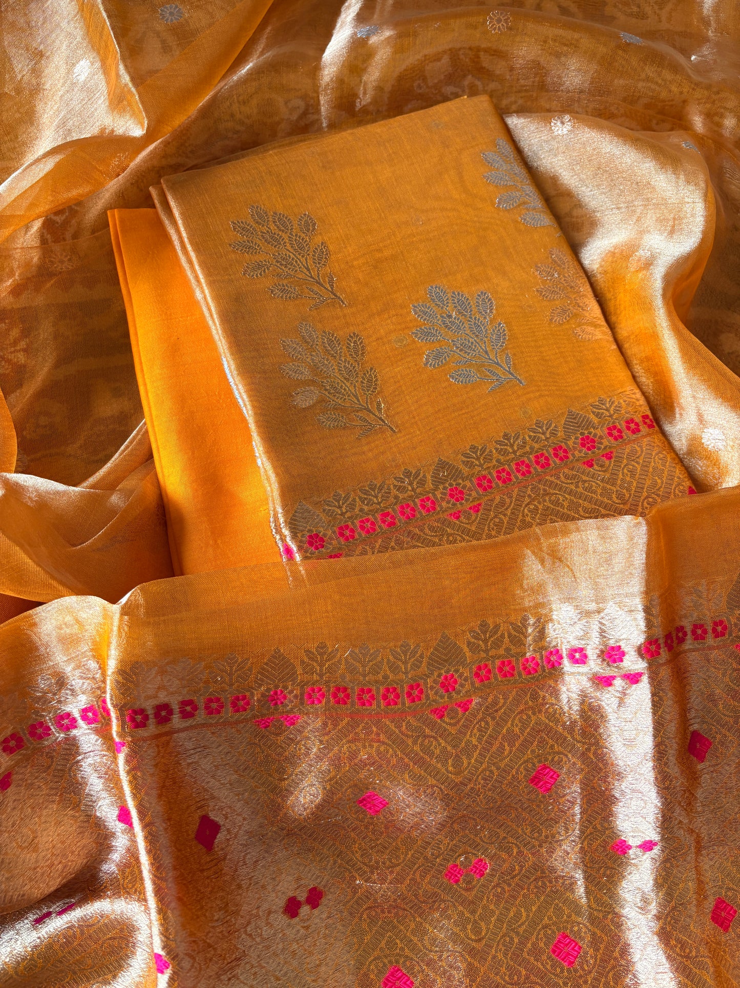 Yellow tissue kadhwa 3 piece suit set