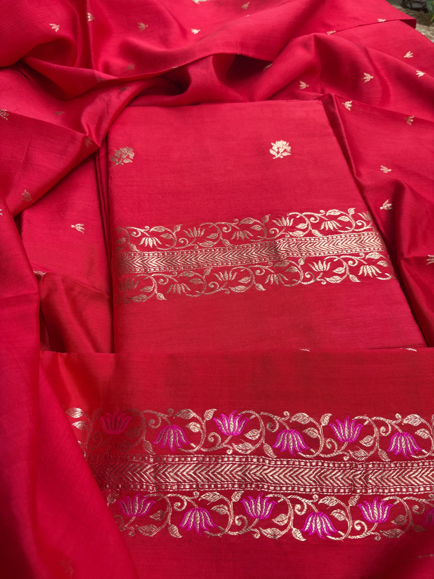 Red Chiniya silk 3 piece suit set
