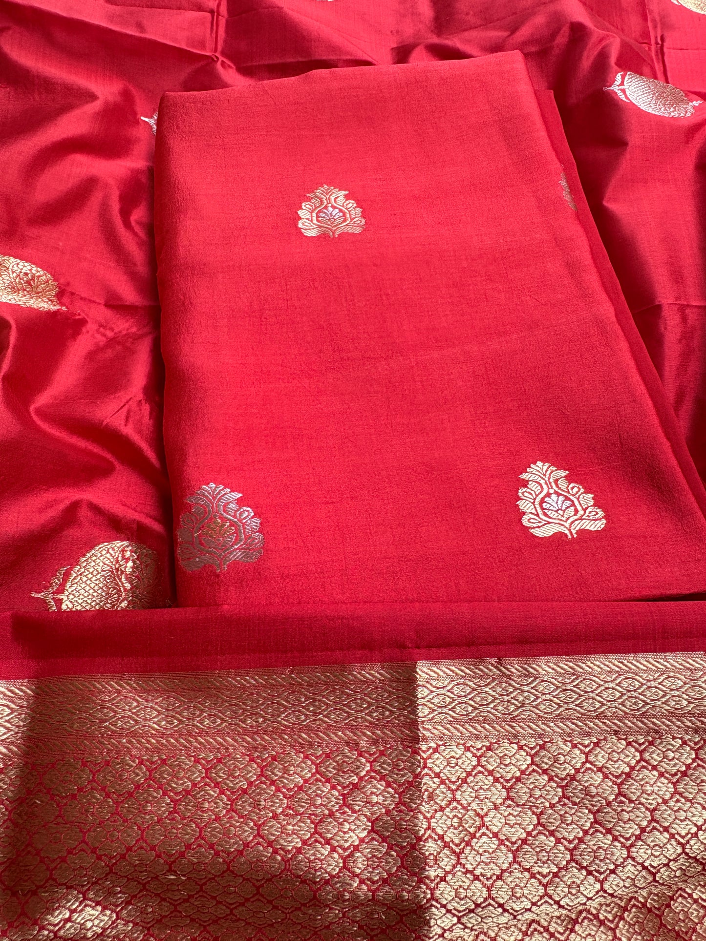 Red Chiniya katan silk suit set