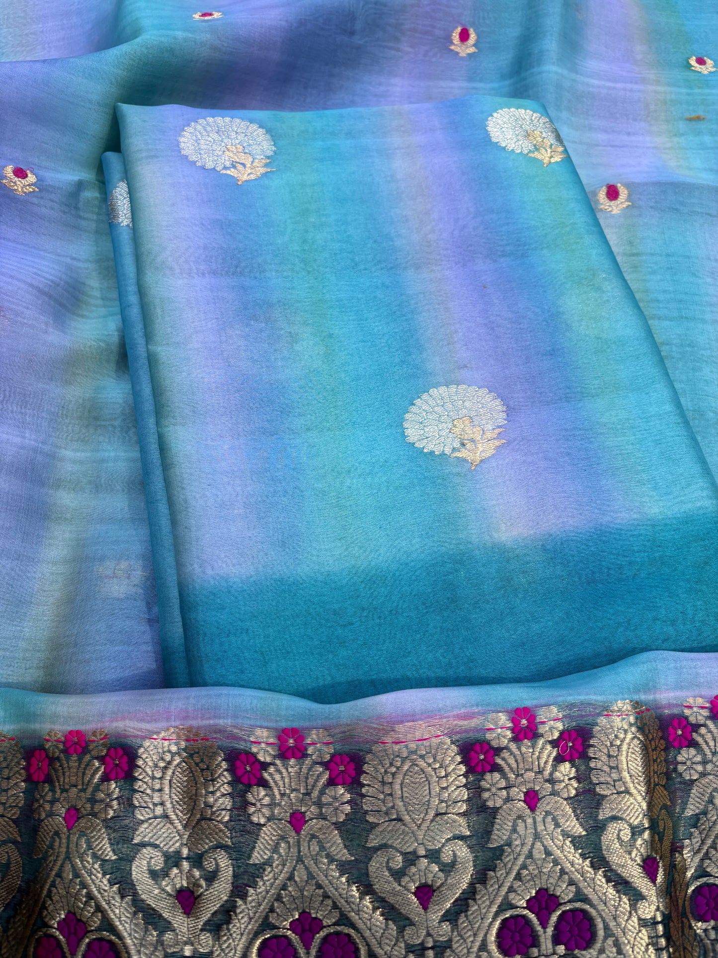 Blue shaded kora kadhwa 3 piece suit set