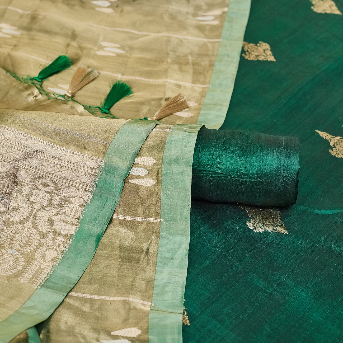 Green raw silk kurta, raw silk bottom , tissue kadhwa dupatta