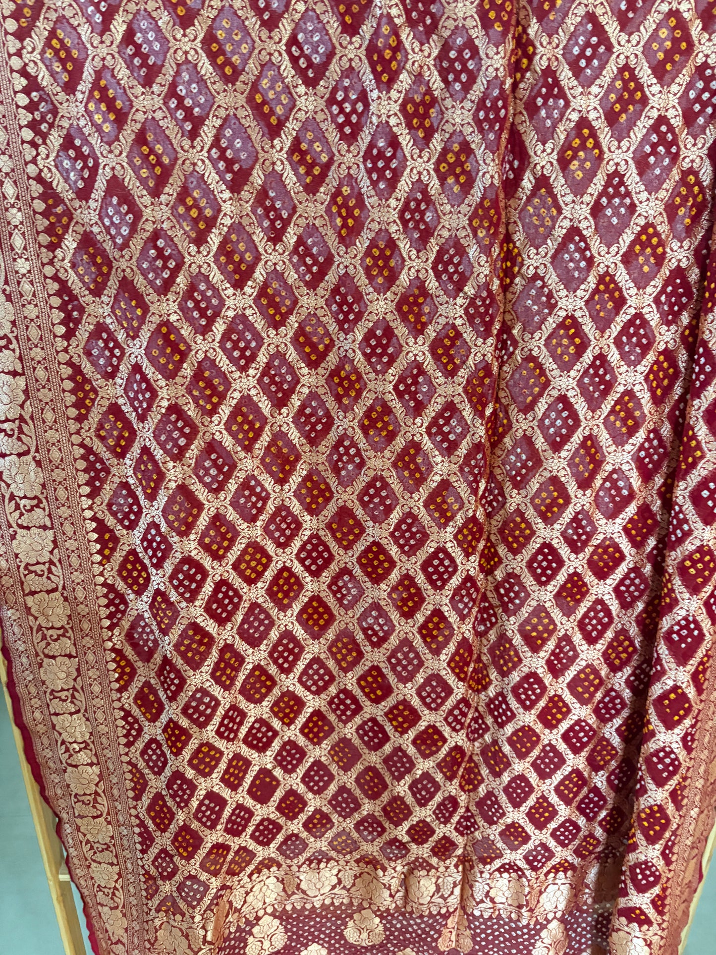 Maroon bandhani Khaddi georgette dupatta