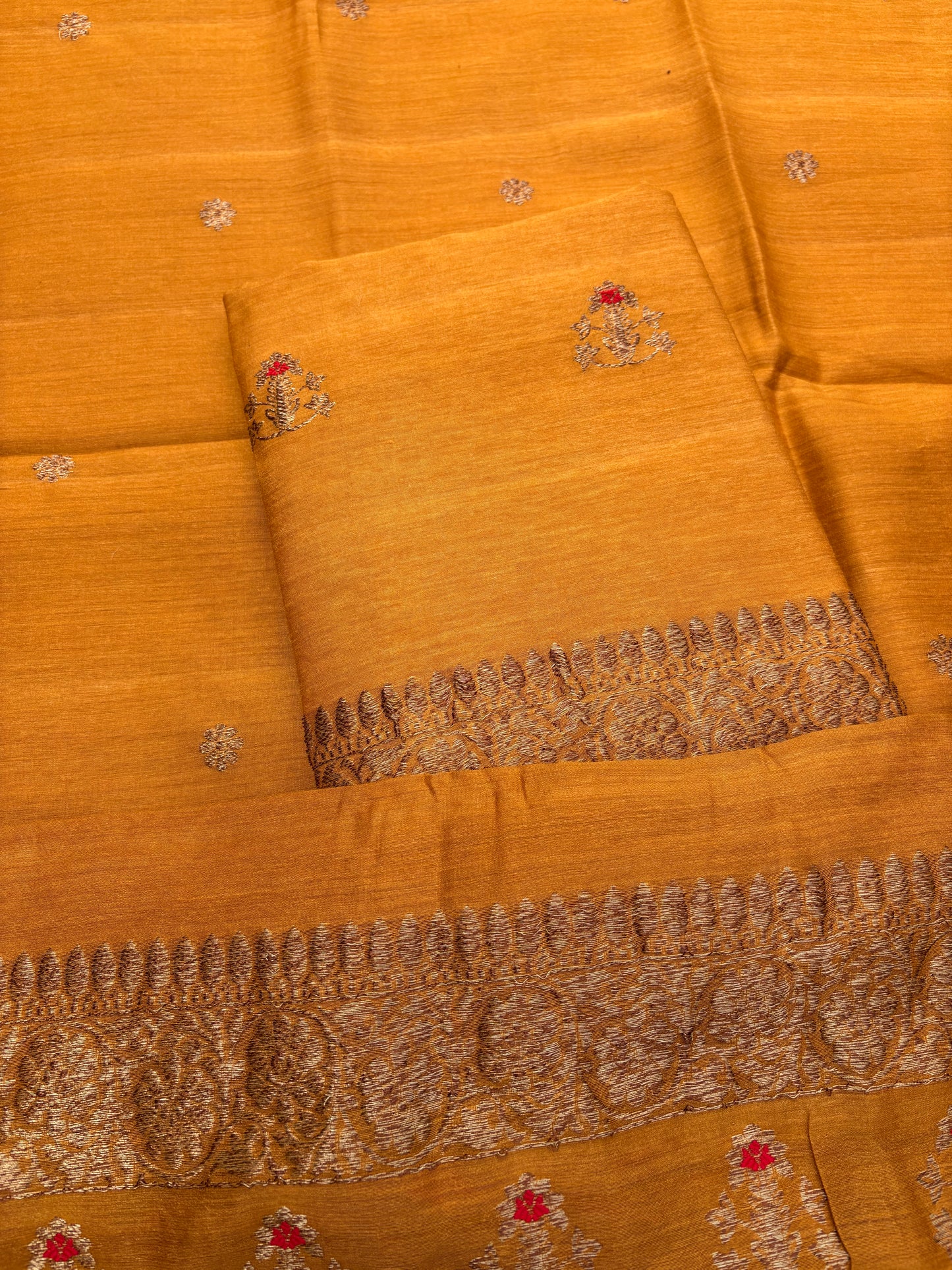 Mustard moonga silk meenadar kadhwa 3 piece suit set