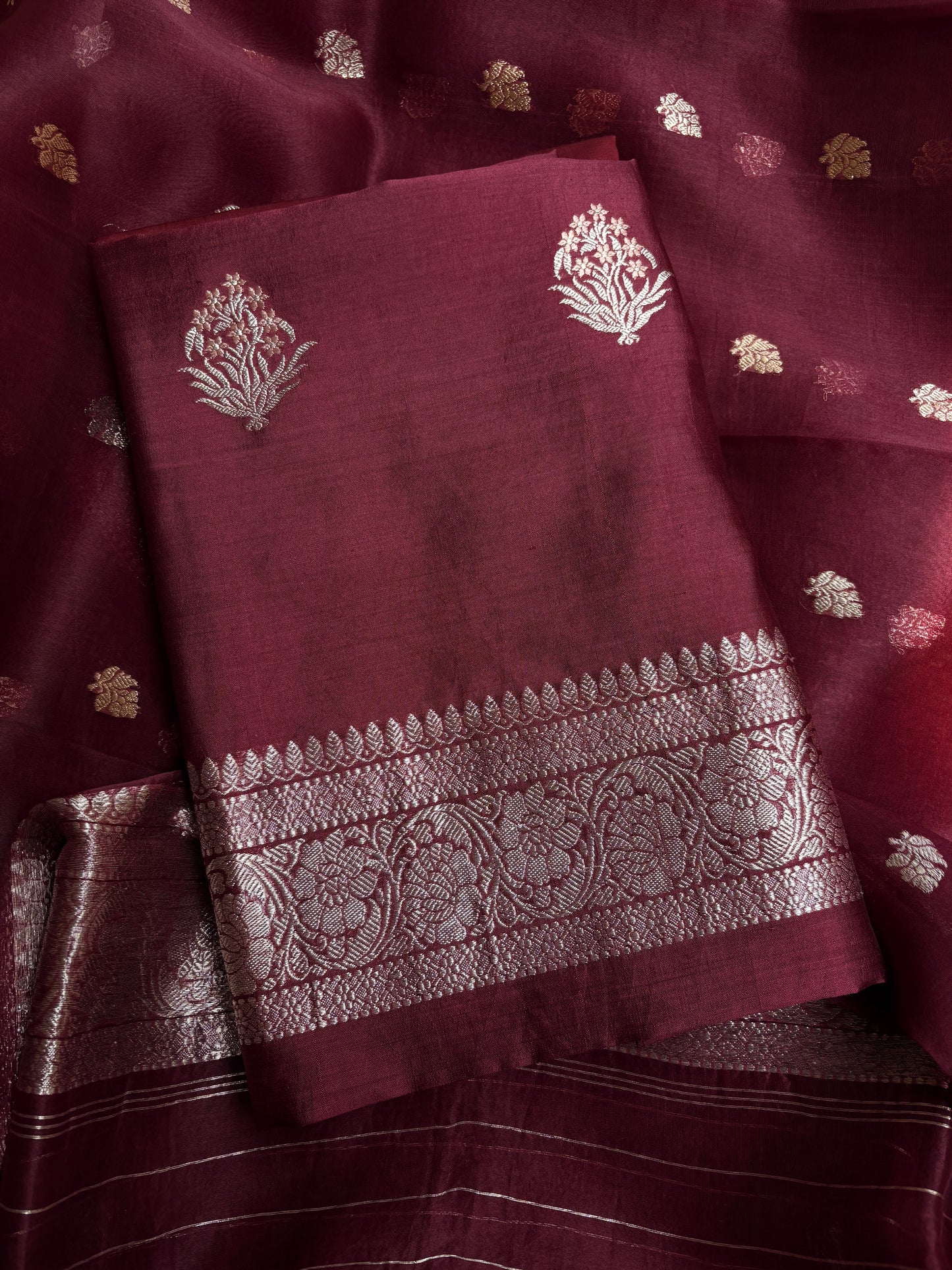 Maroon chiniya silver zari kadhwa kurta, kora silver zari dupatta, plain bottom