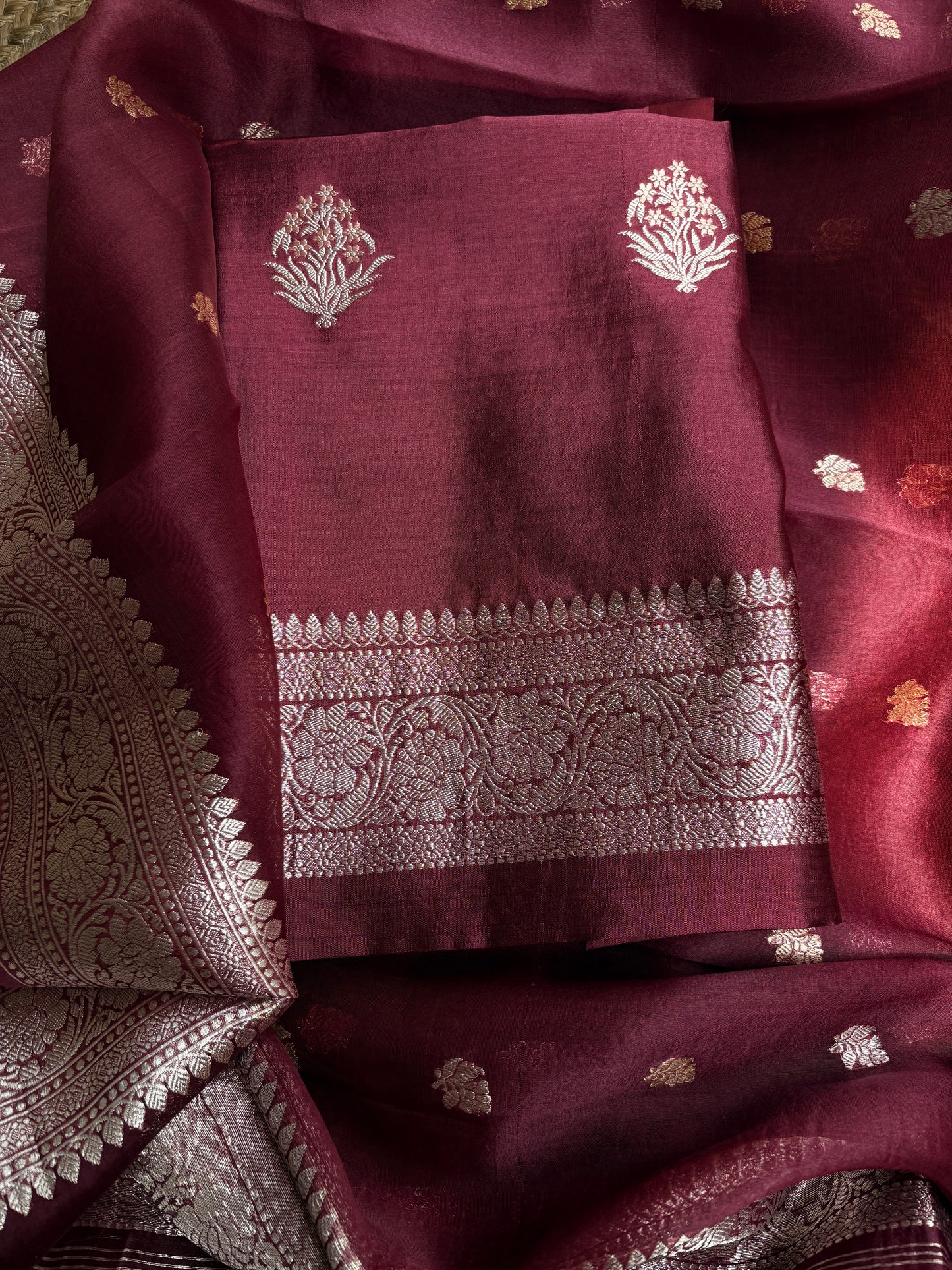 Maroon chiniya silver zari kadhwa kurta, kora silver zari dupatta, plain bottom