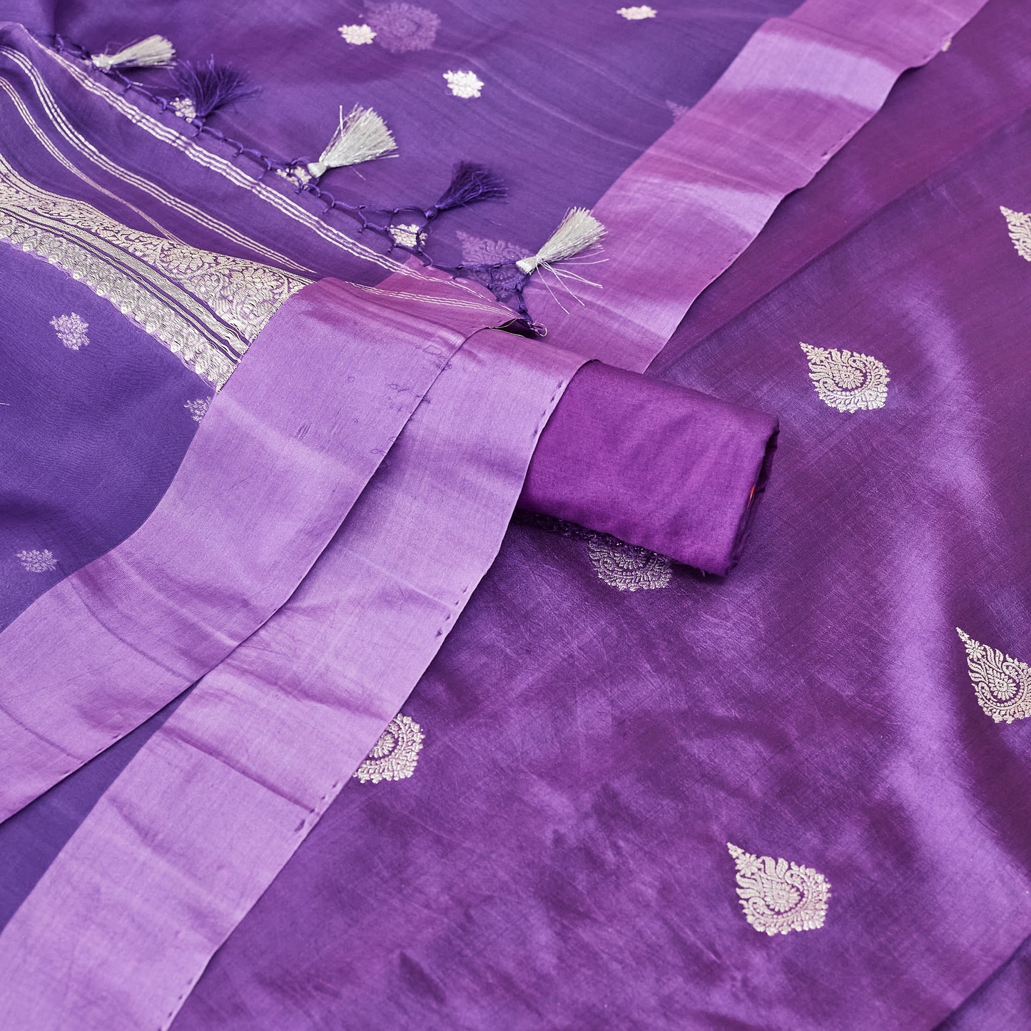 Purple Chiniya silver zari kurta with kora silver zari dupatta, plain bottom