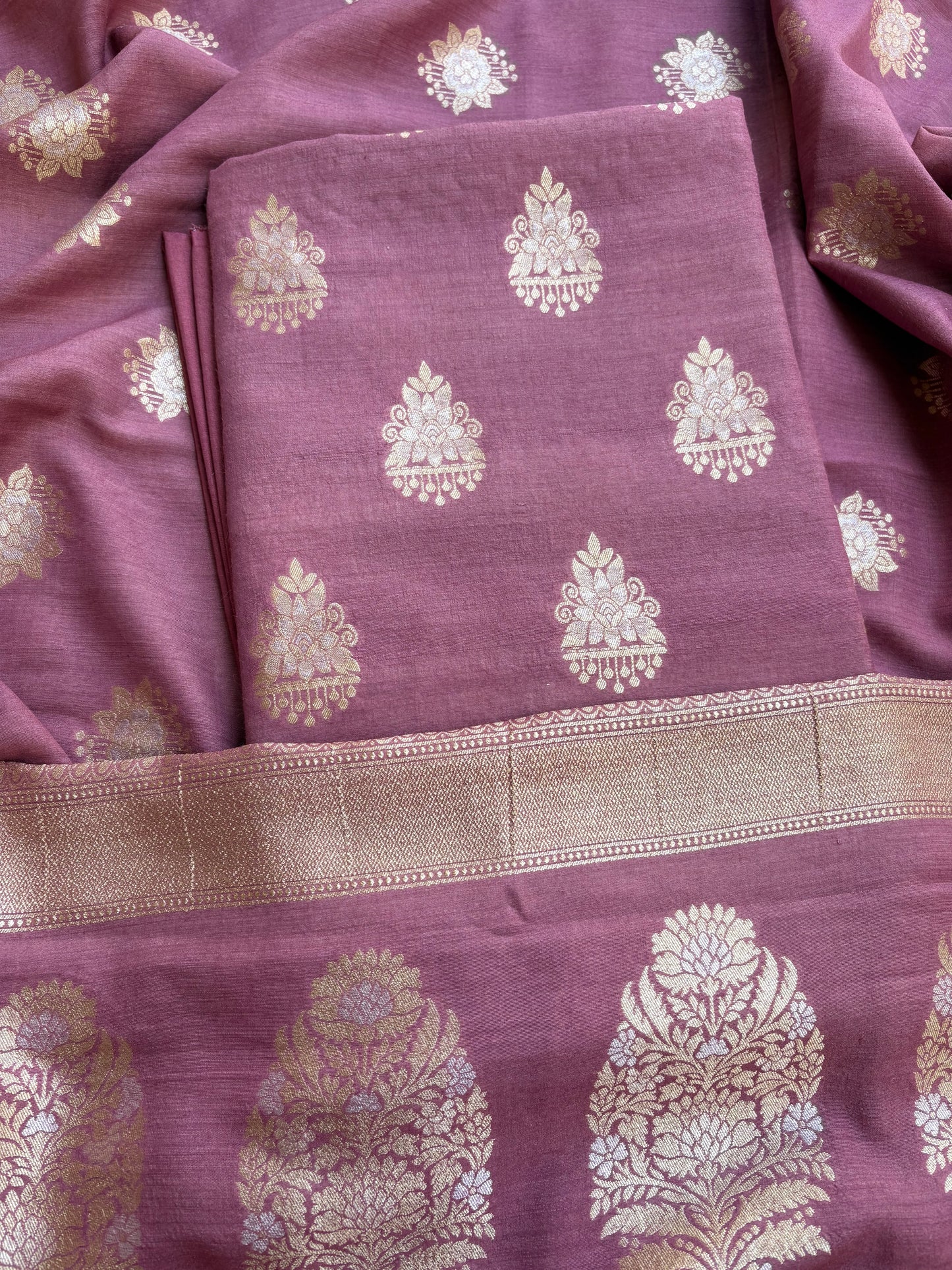 Pink Sona Roopa moomga silk 3 piece suit set