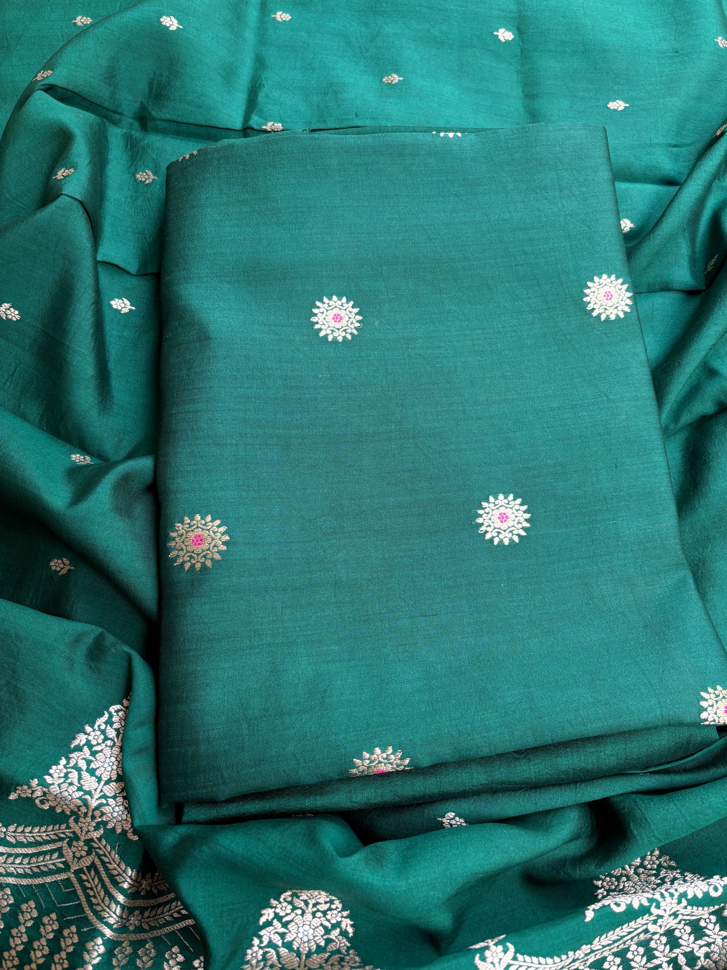 Green Chiniya silk 3 piece suit set