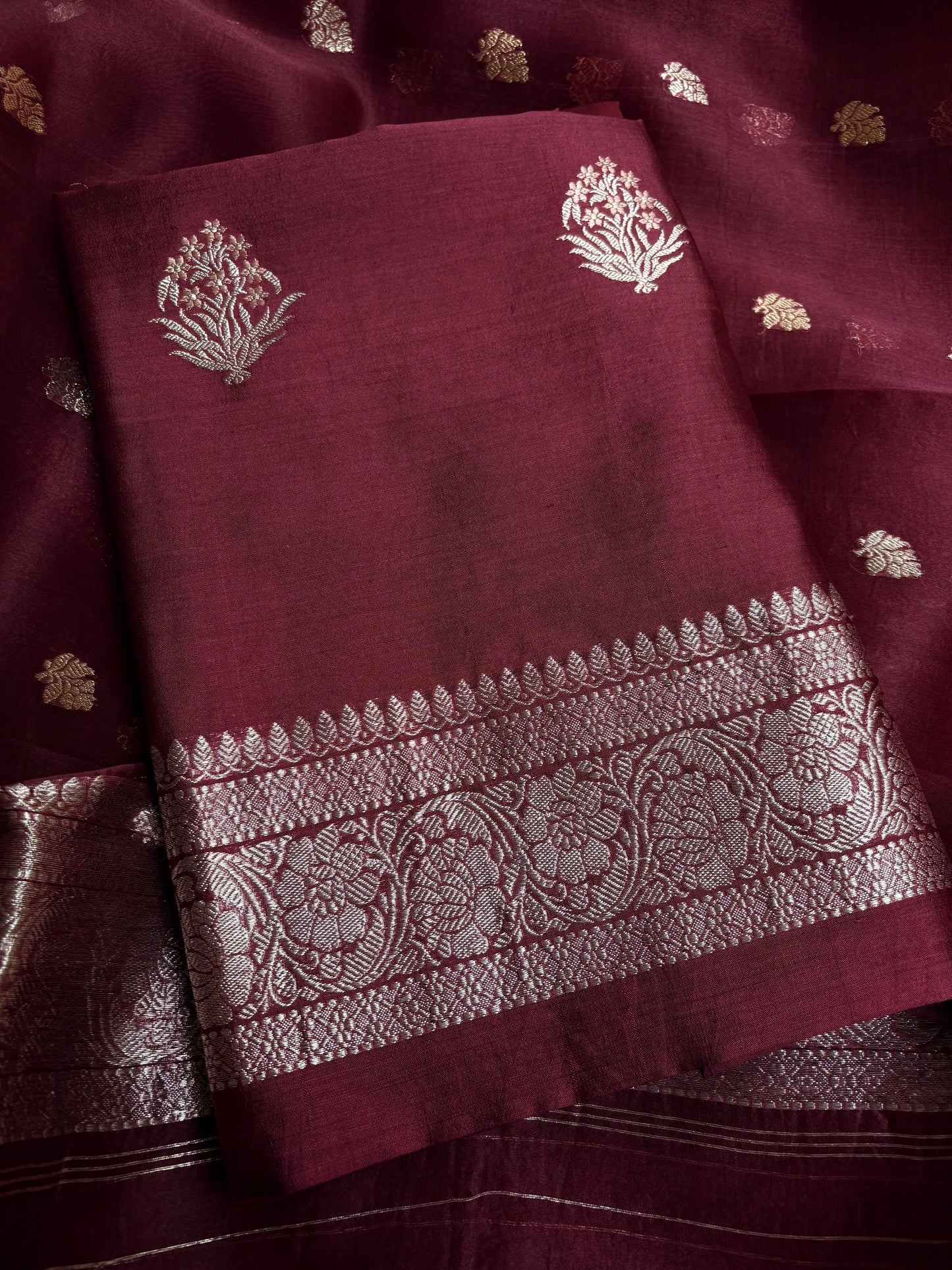Maroon chiniya silver zari kadhwa kurta, kora silver zari dupatta, plain bottom
