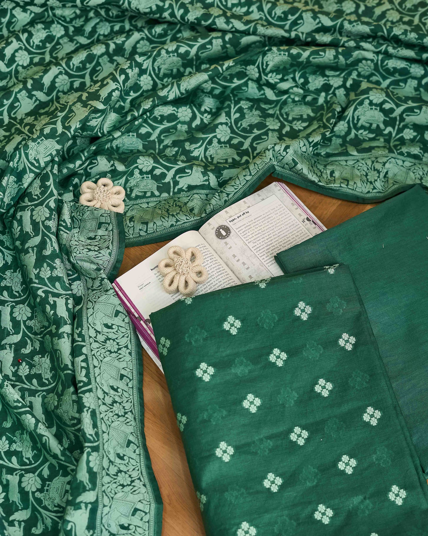 Green chanderi cotton kurta, shikargah dupatta, plain bottom