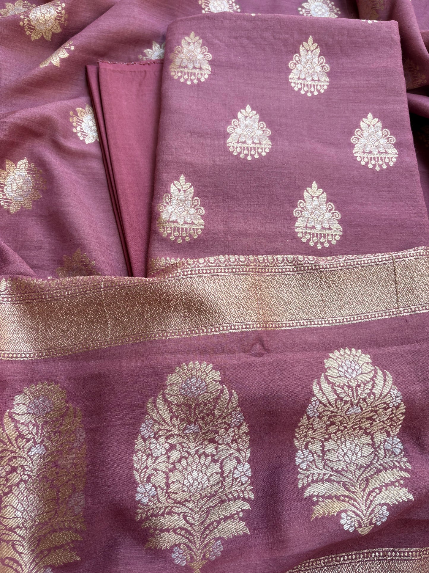 Pink Sona Roopa moomga silk 3 piece suit set
