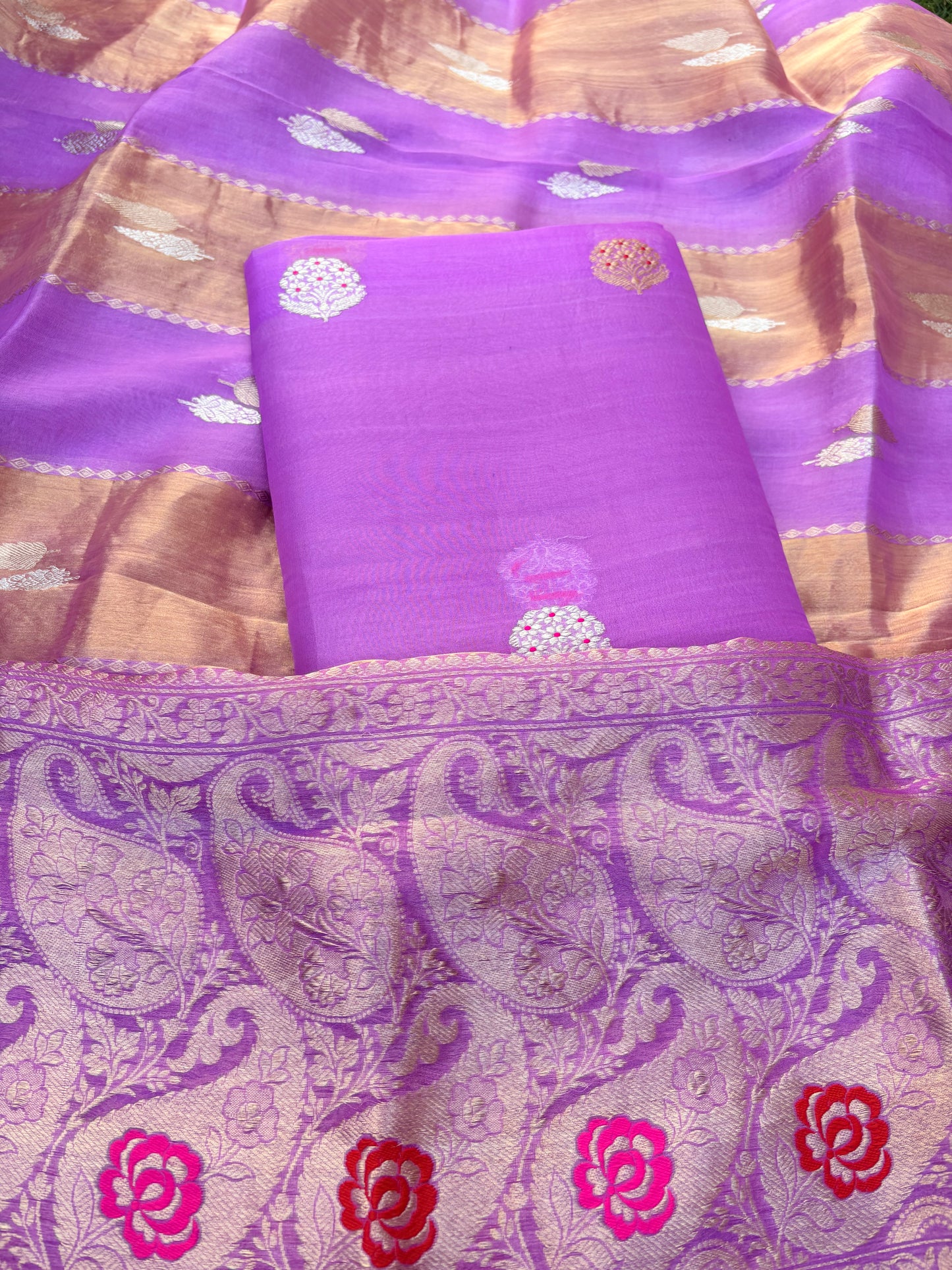 Lavender pure kadhwa silk kurta, kora tissue dupatta , plain silk bottom