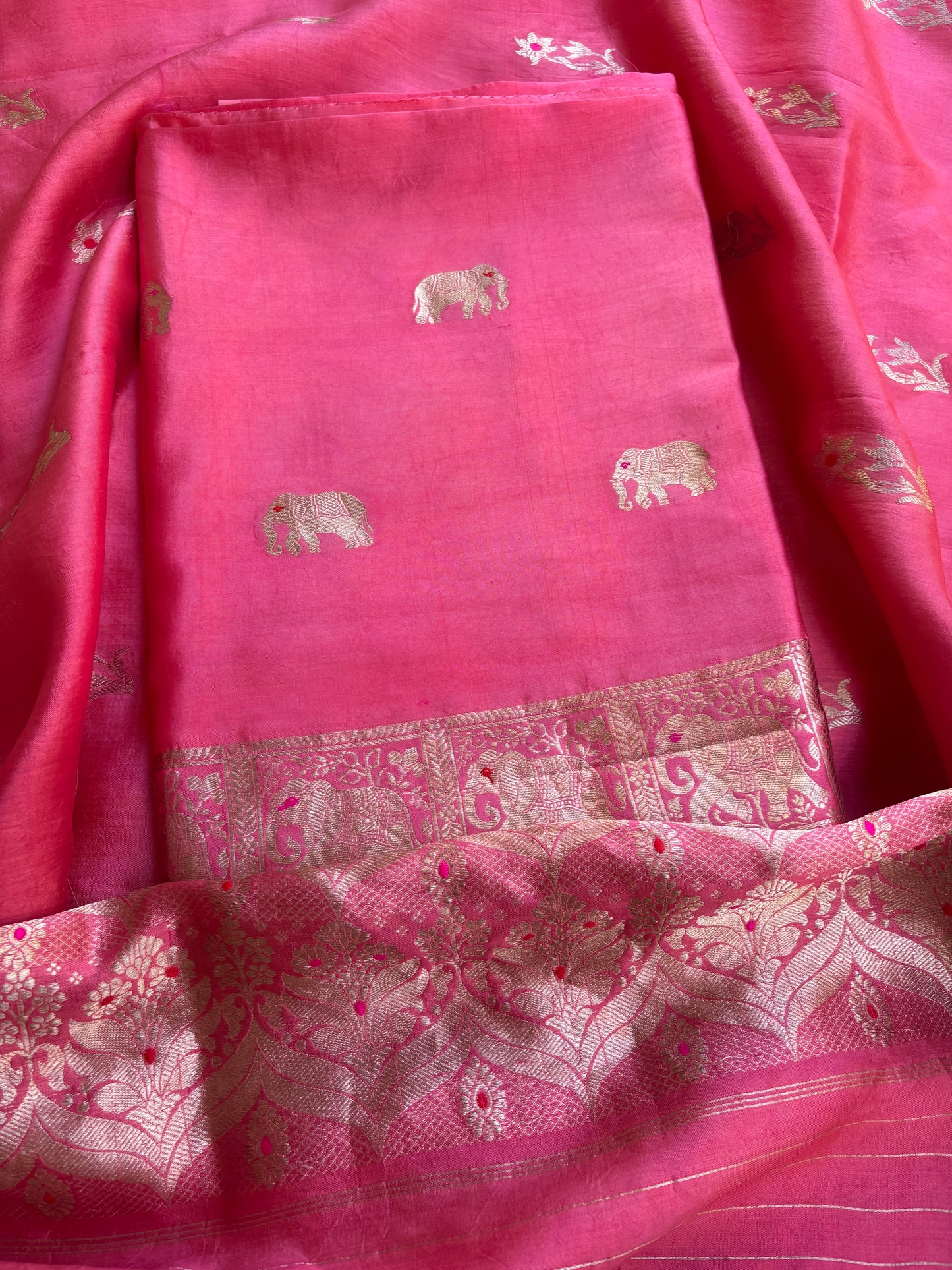 Pink Chiniya elephant motif kadhwa suit set