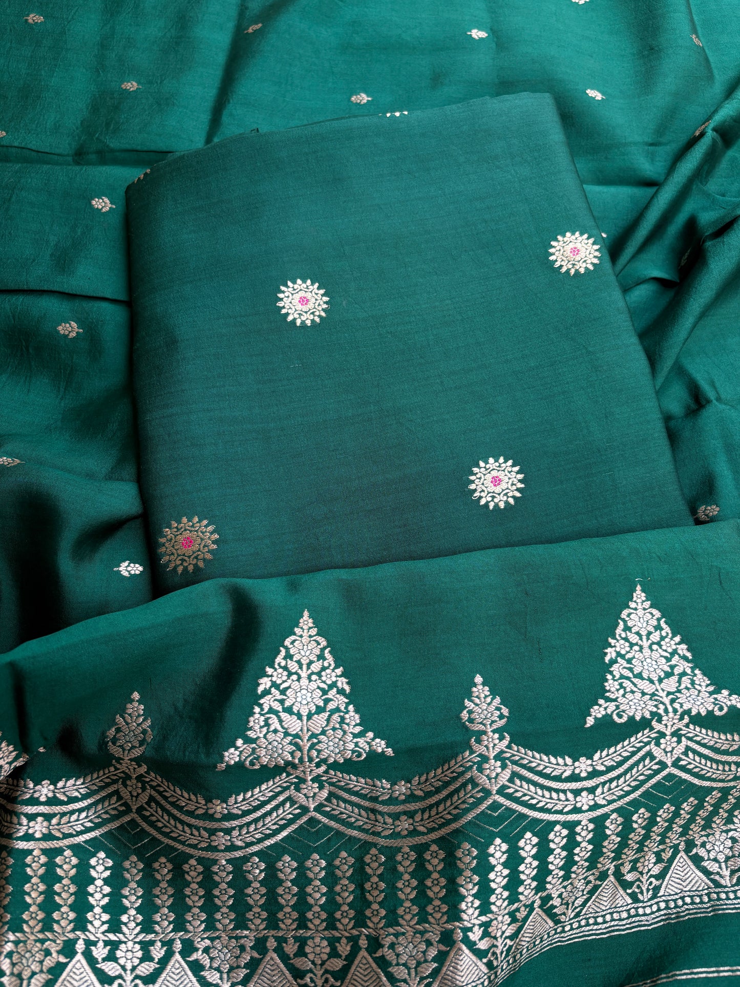 Green Chiniya silk 3 piece suit set