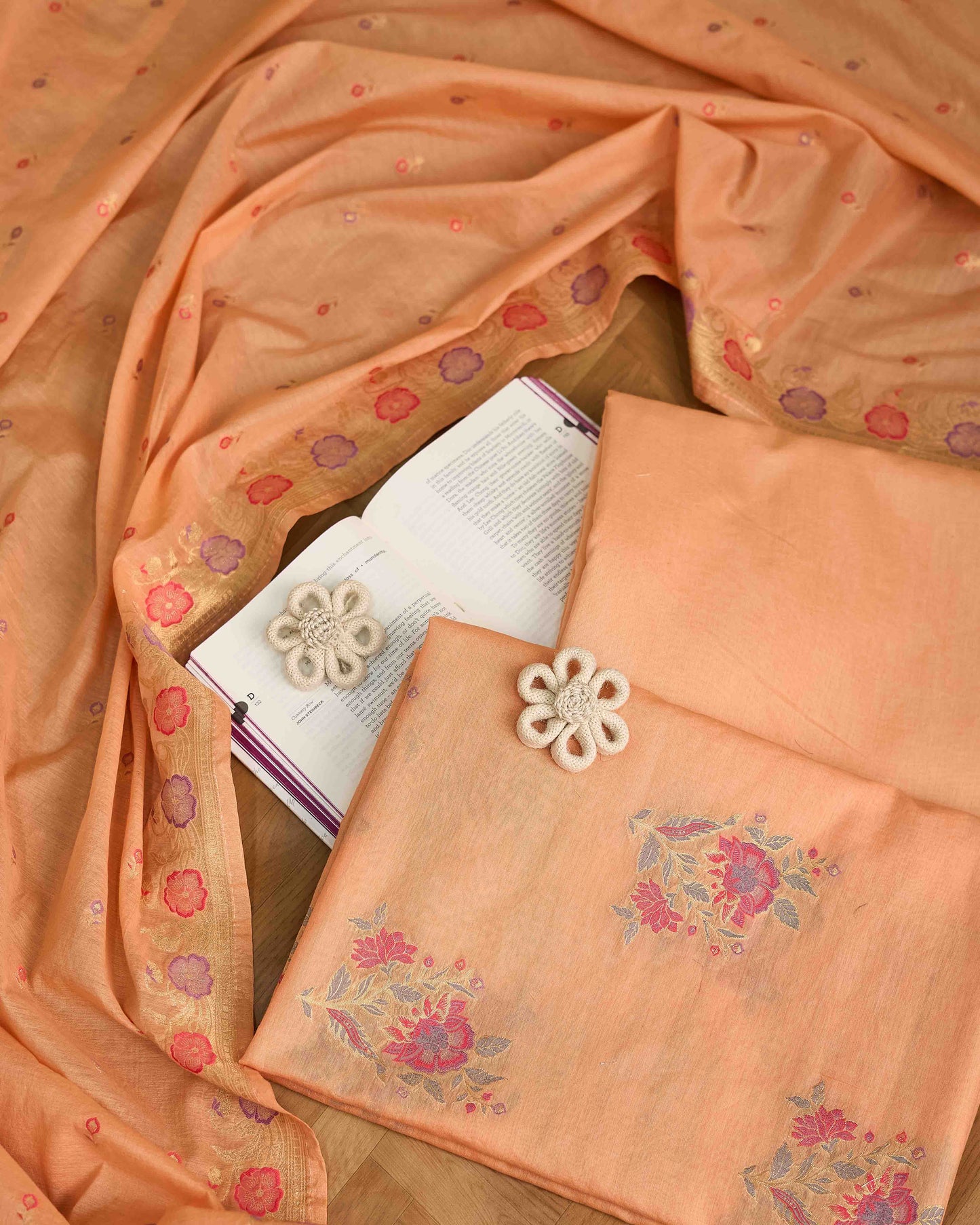 Peach meenadar booti kurta, designer dupatta, plain bottom