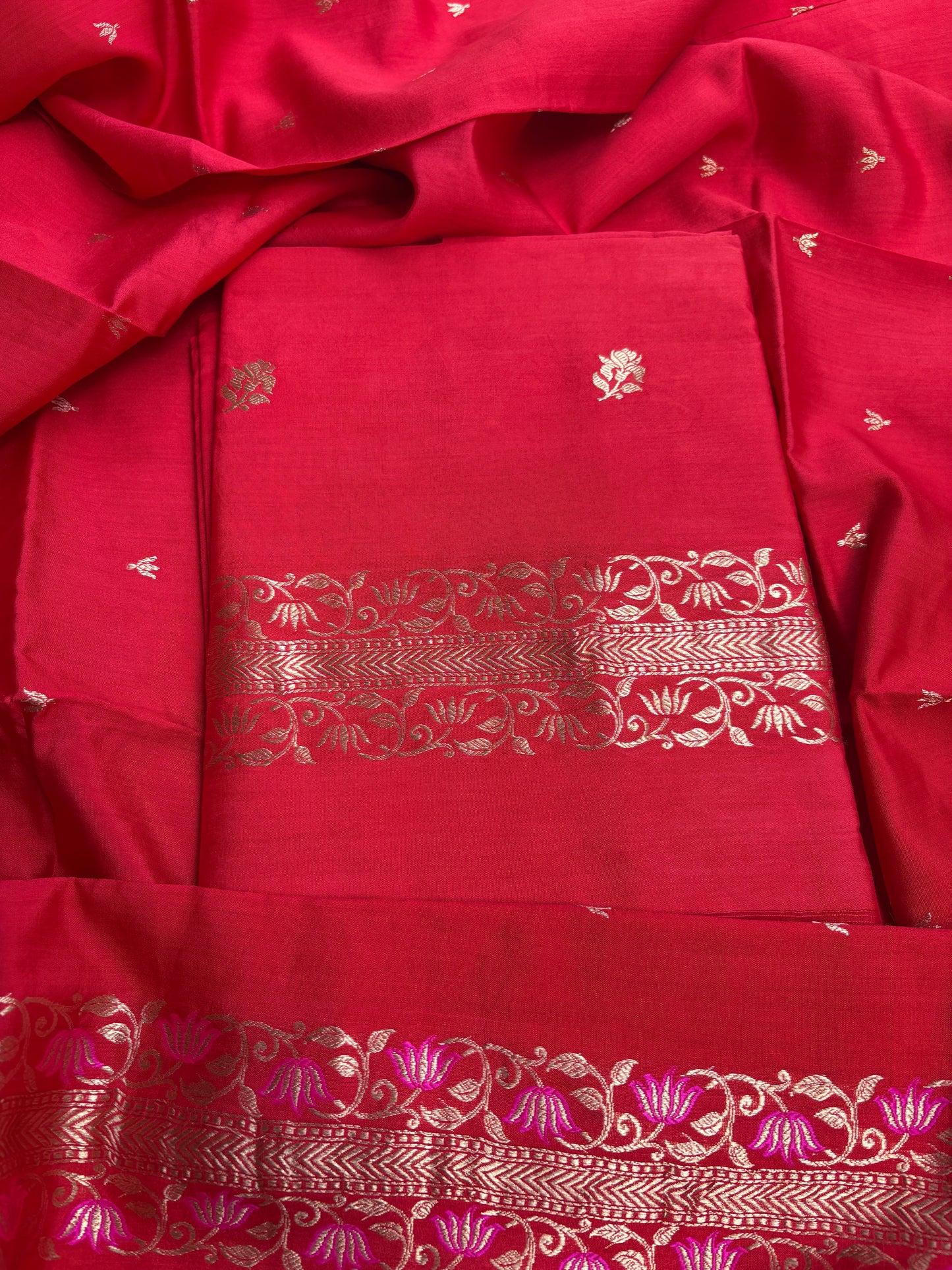 Red Chiniya silk 3 piece suit set