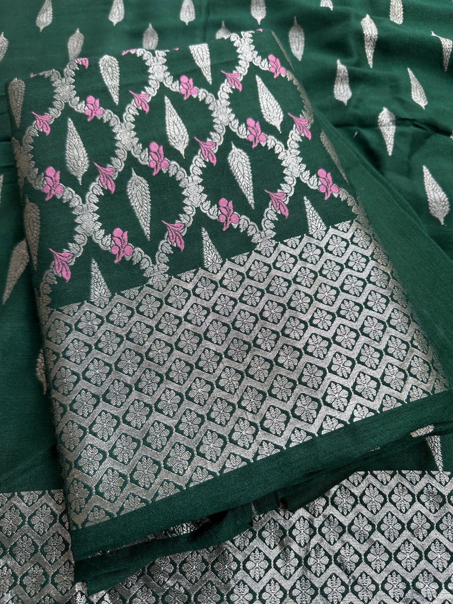 Green meendar moonda silk 3 piece suit