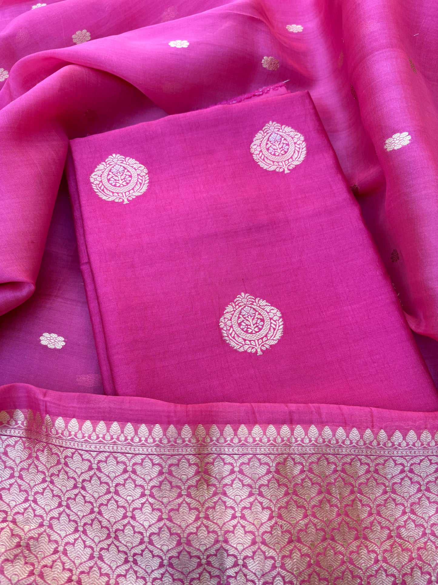 Pink Chiniya silk kurta, kora silk dupatta , plain bottom