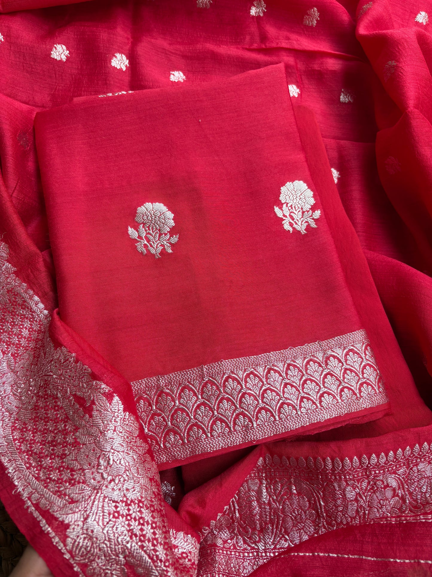 Red moonga silk kurta,moonga silk dupatta, plain silk bottom
