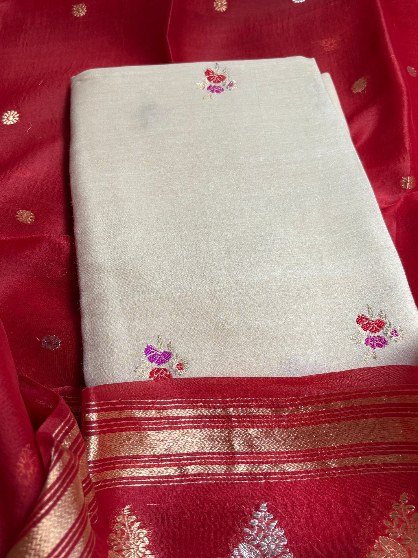 Cream moonga silk meenadar kurta, kora silk dupatta, plain silk bottom
