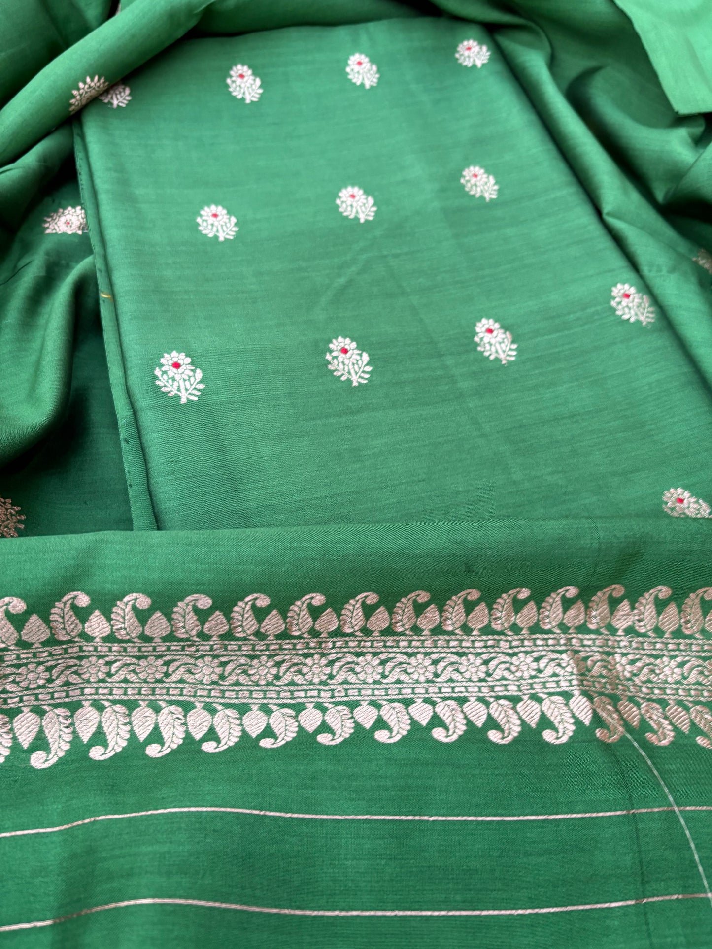Green Chiniya silk kadhwa 3 piece suit set