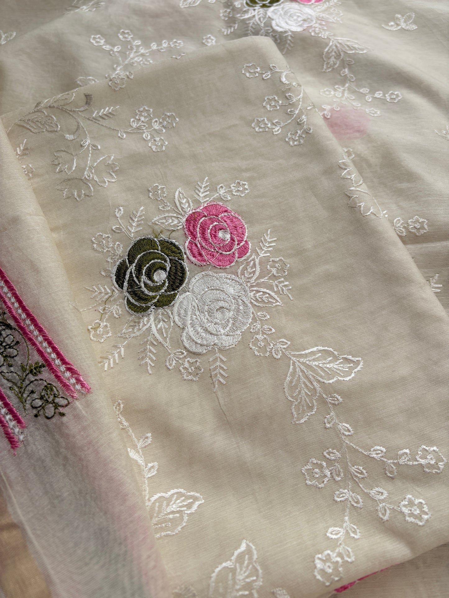 White cotton embroidered suit set
