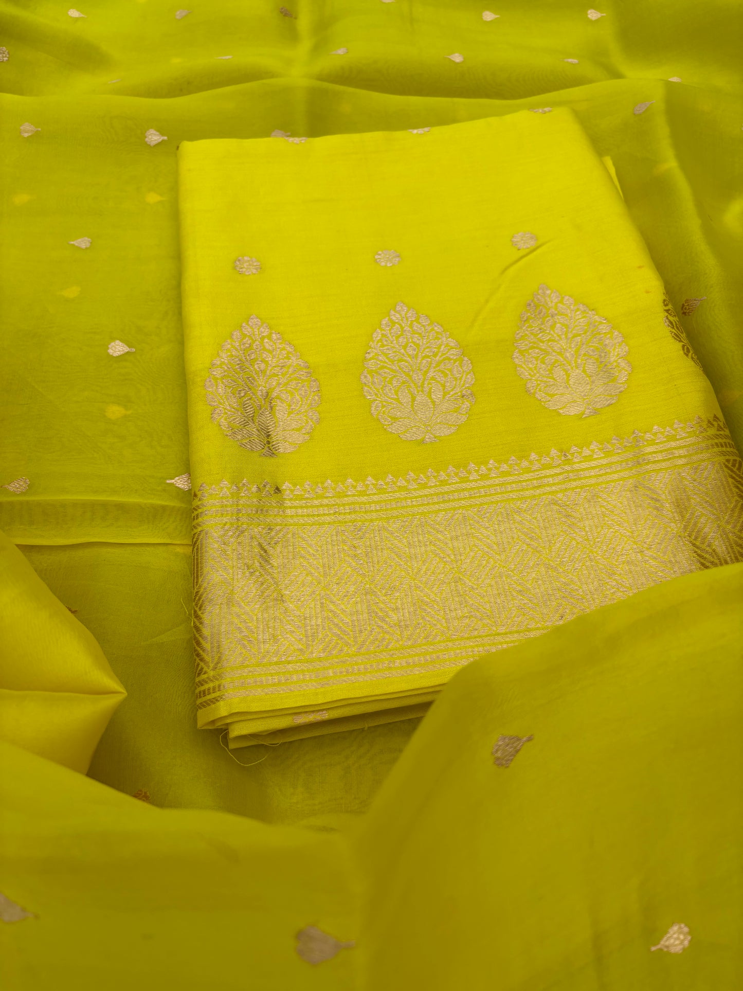 Neon green Chiniya kora silk suit set