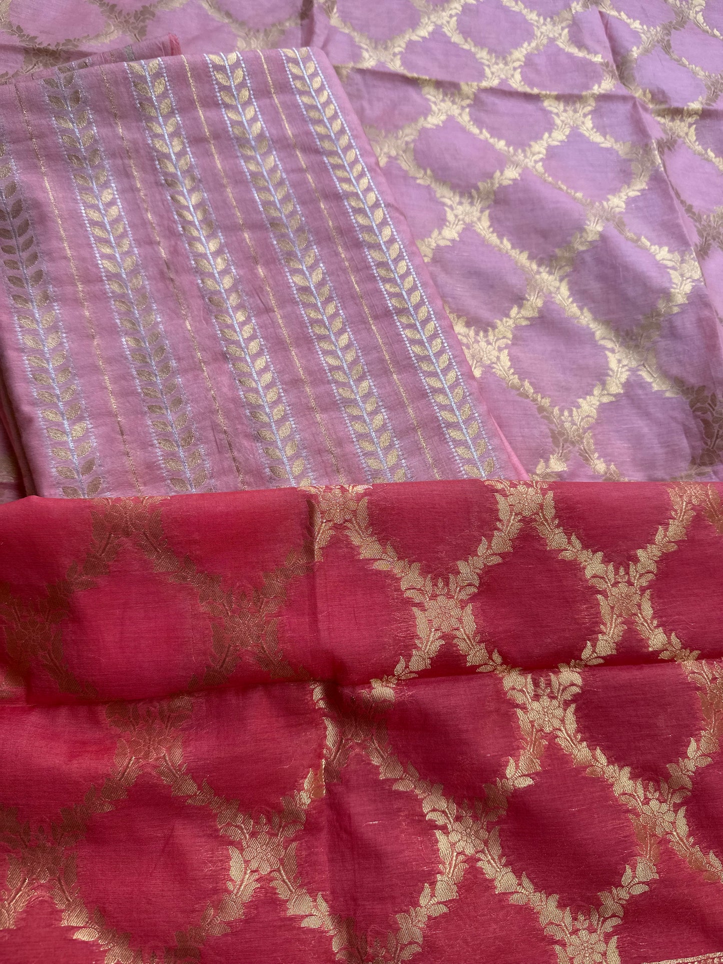 Pink chanderi kurta, shaded pink dupatta, plain bottom
