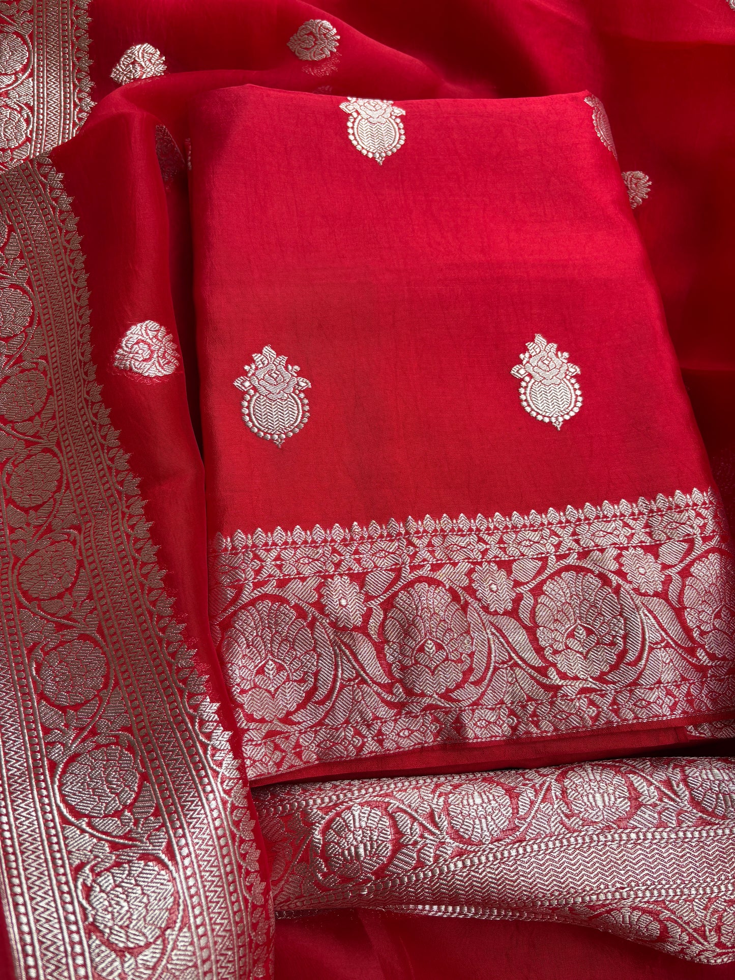 Red silver zari Chiniya kora suit set