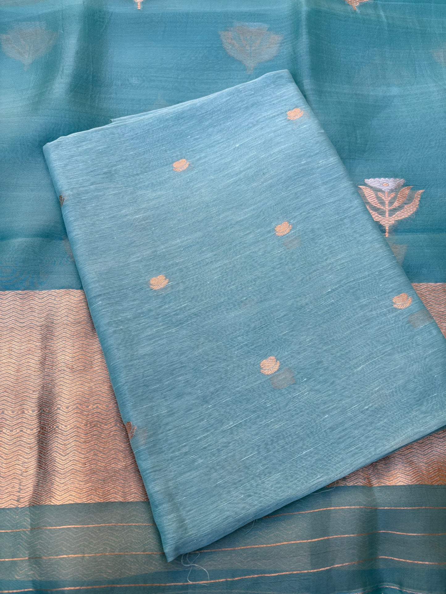 Blue linen silk kurta, kora kadhwa dupatta, plain bottom