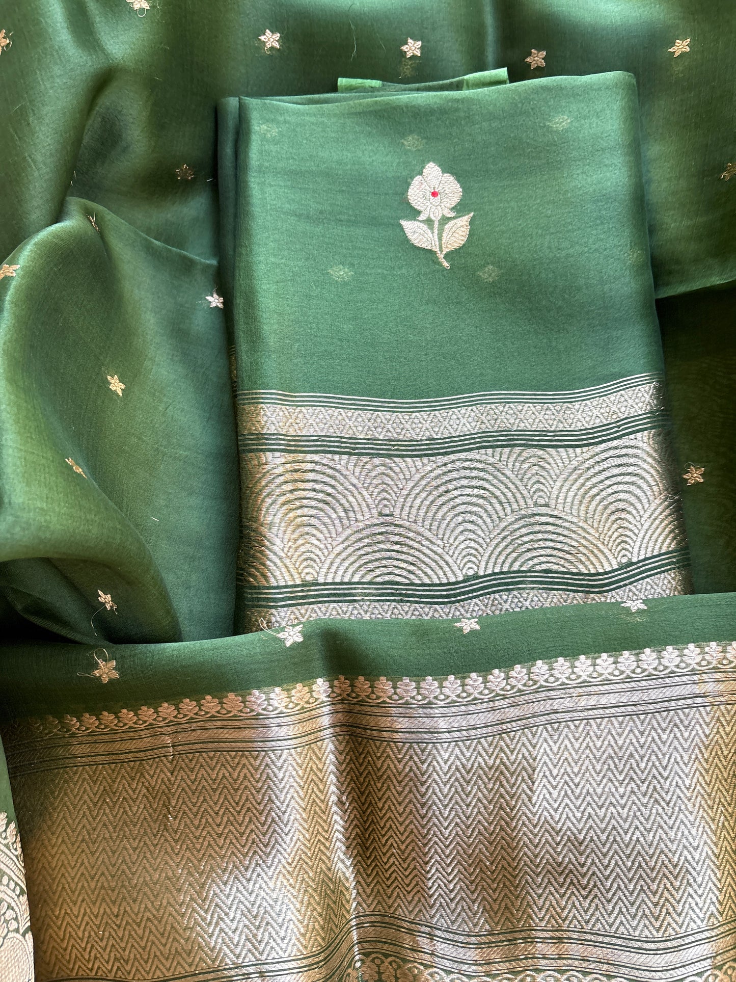 Green kora kadhwa silk suit set