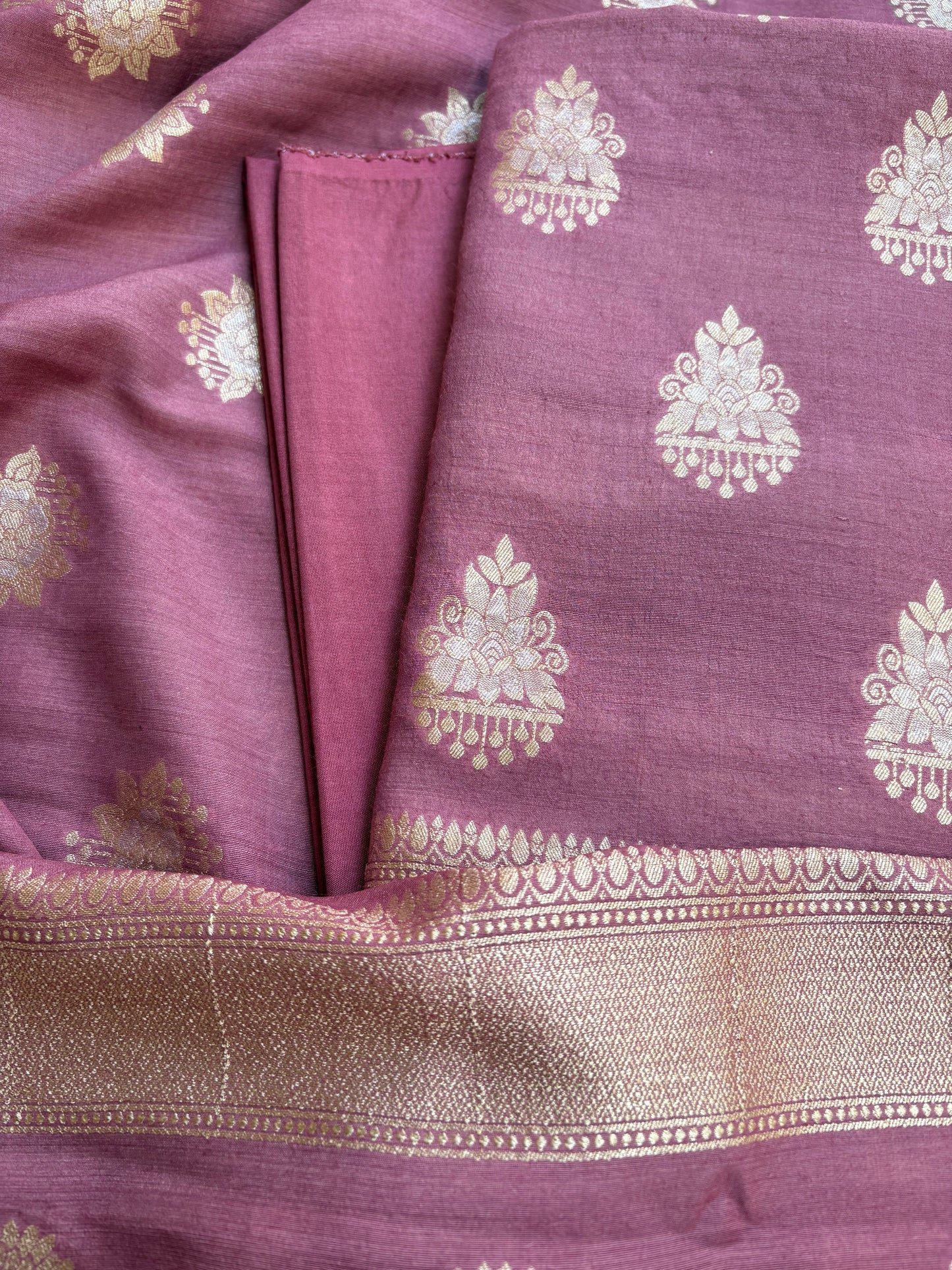 Pink Sona Roopa moomga silk 3 piece suit set