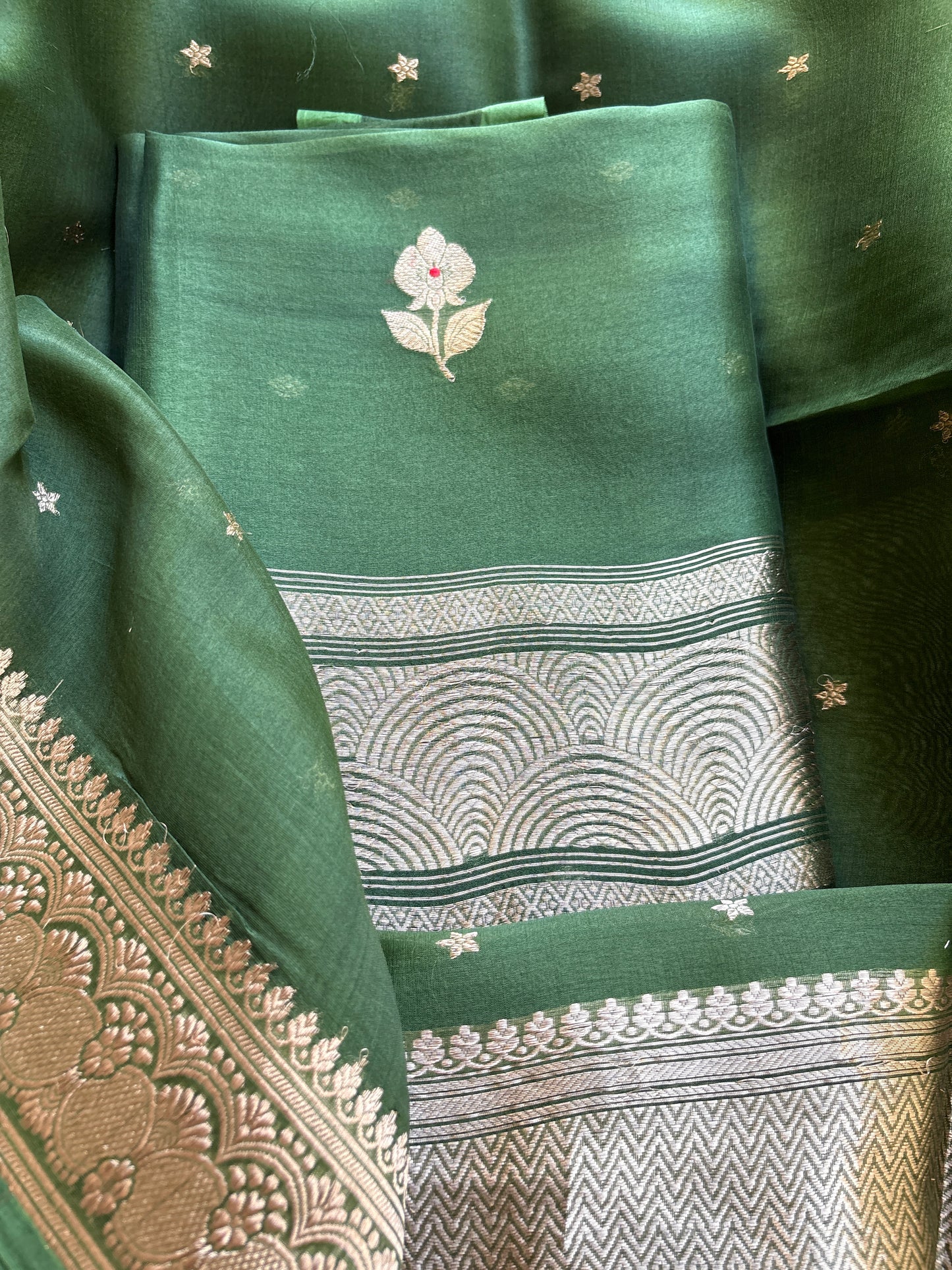 Green kora kadhwa silk suit set