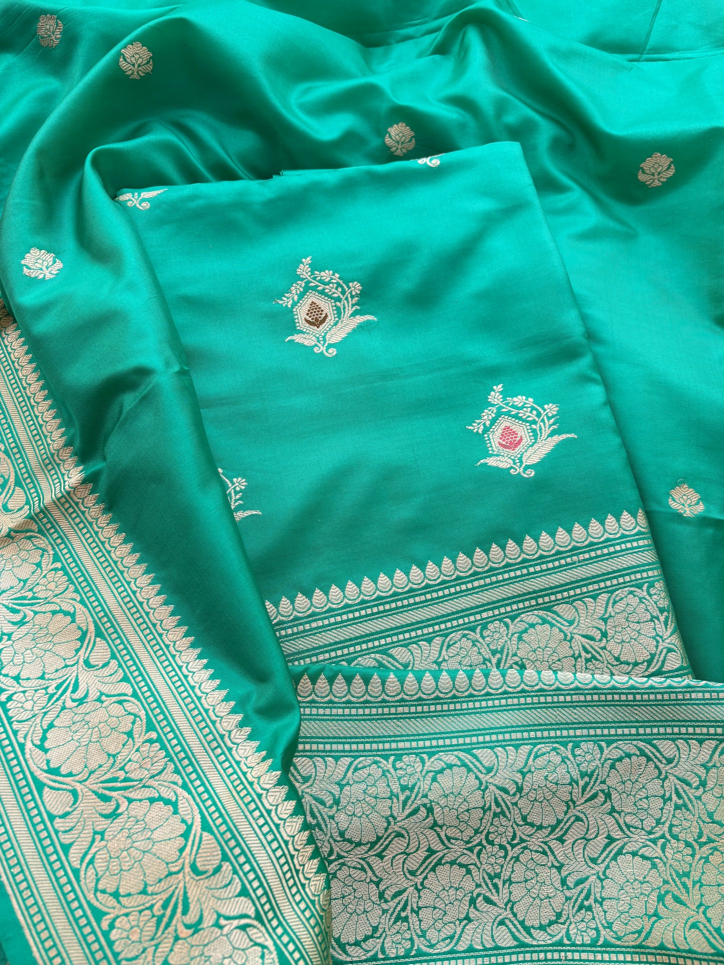Turq katan by katan silk kadhwa suit set