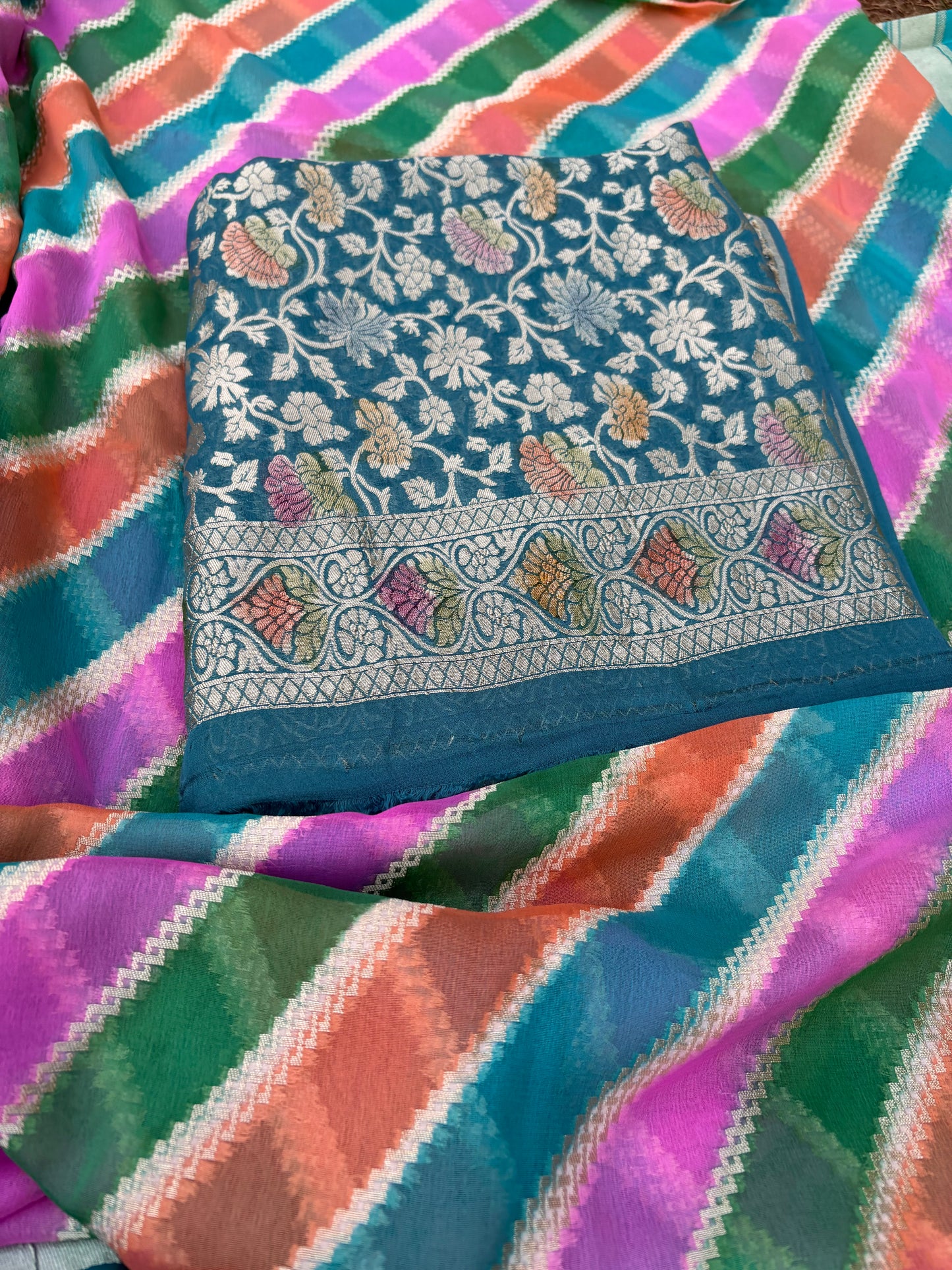 Blue weaving kurta, stripe dupatta , plain bottom