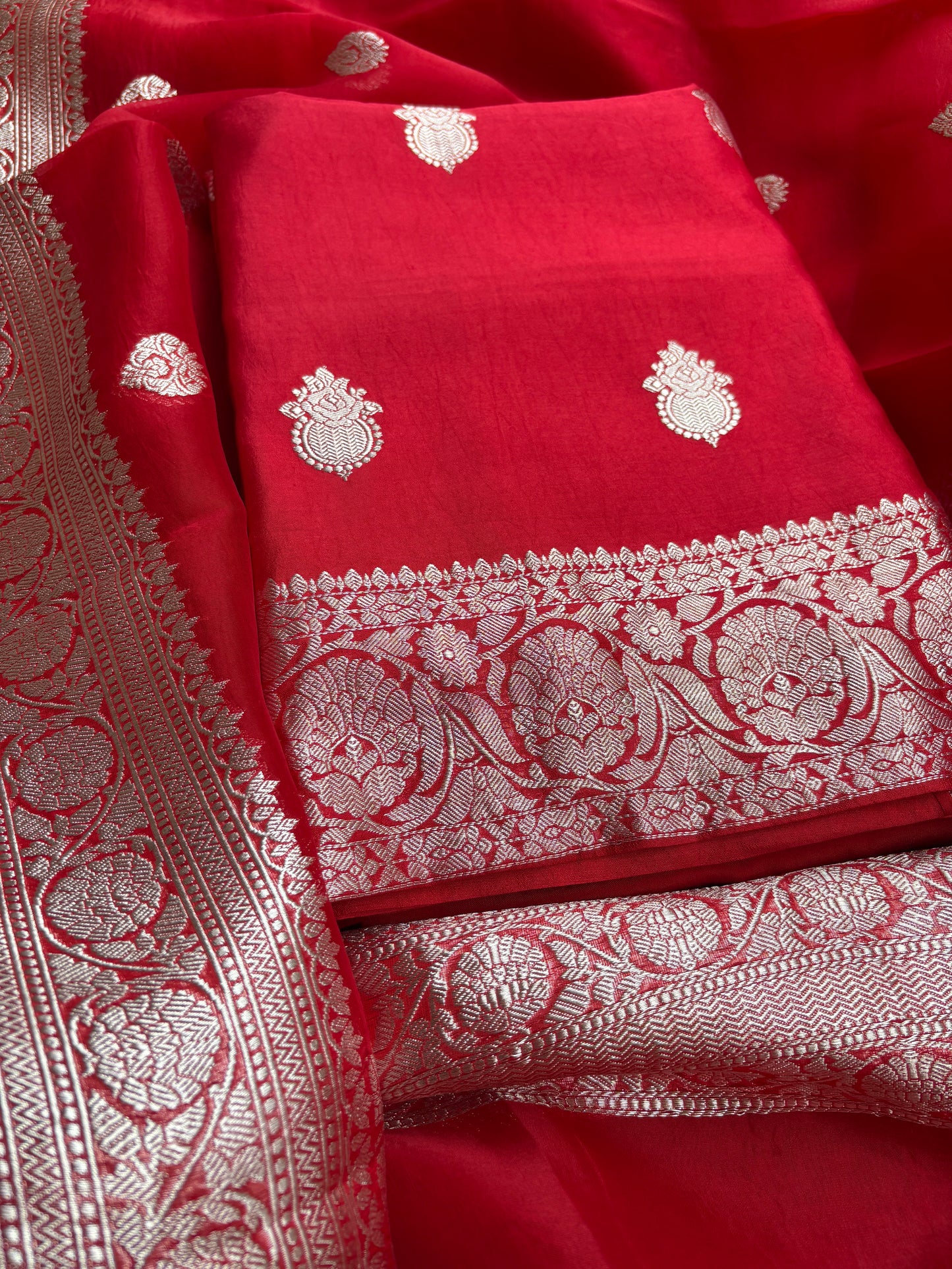 Red silver zari Chiniya kora suit set