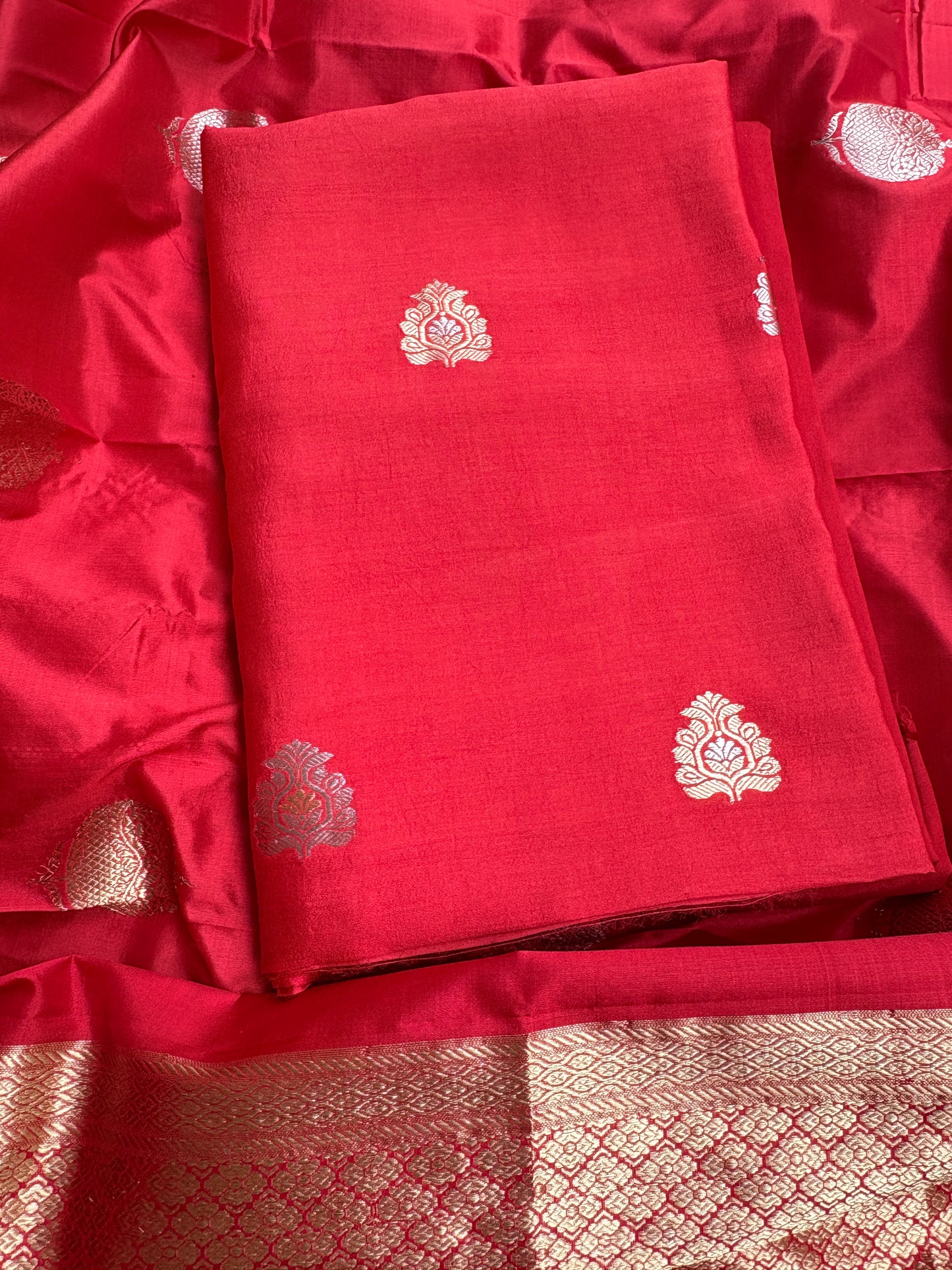 Red Chiniya katan silk suit set