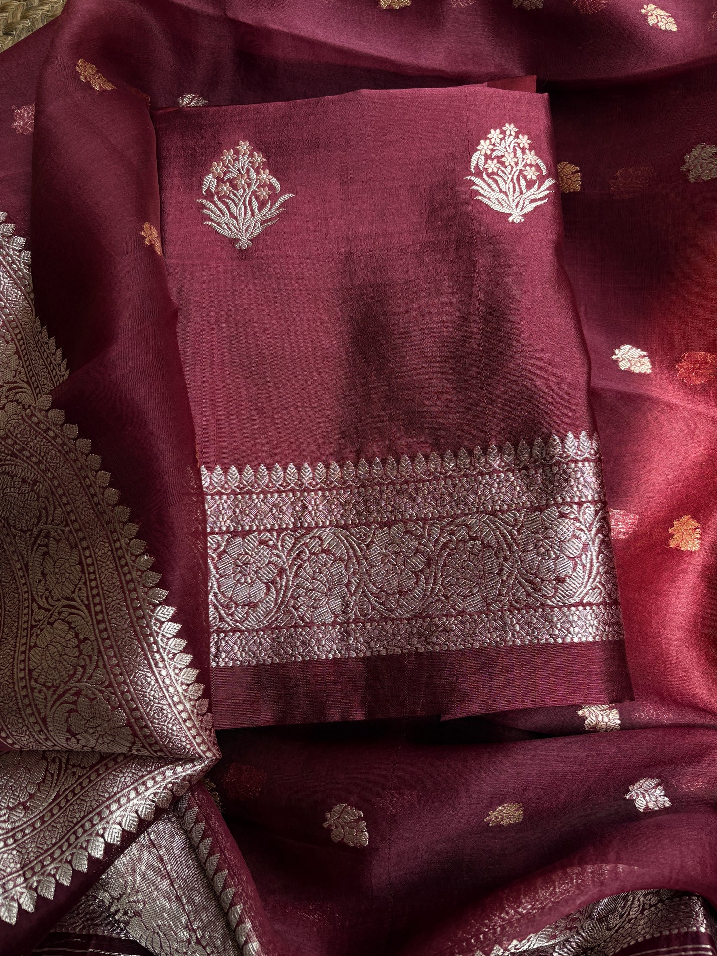Maroon chiniya silver zari kadhwa kurta, kora silver zari dupatta, plain bottom