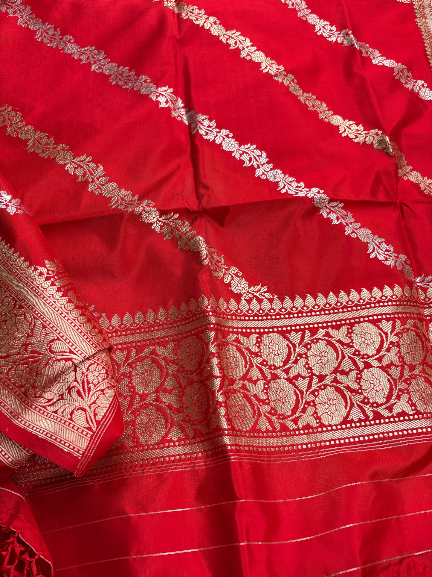 Red katan silk kadhwa dupatta