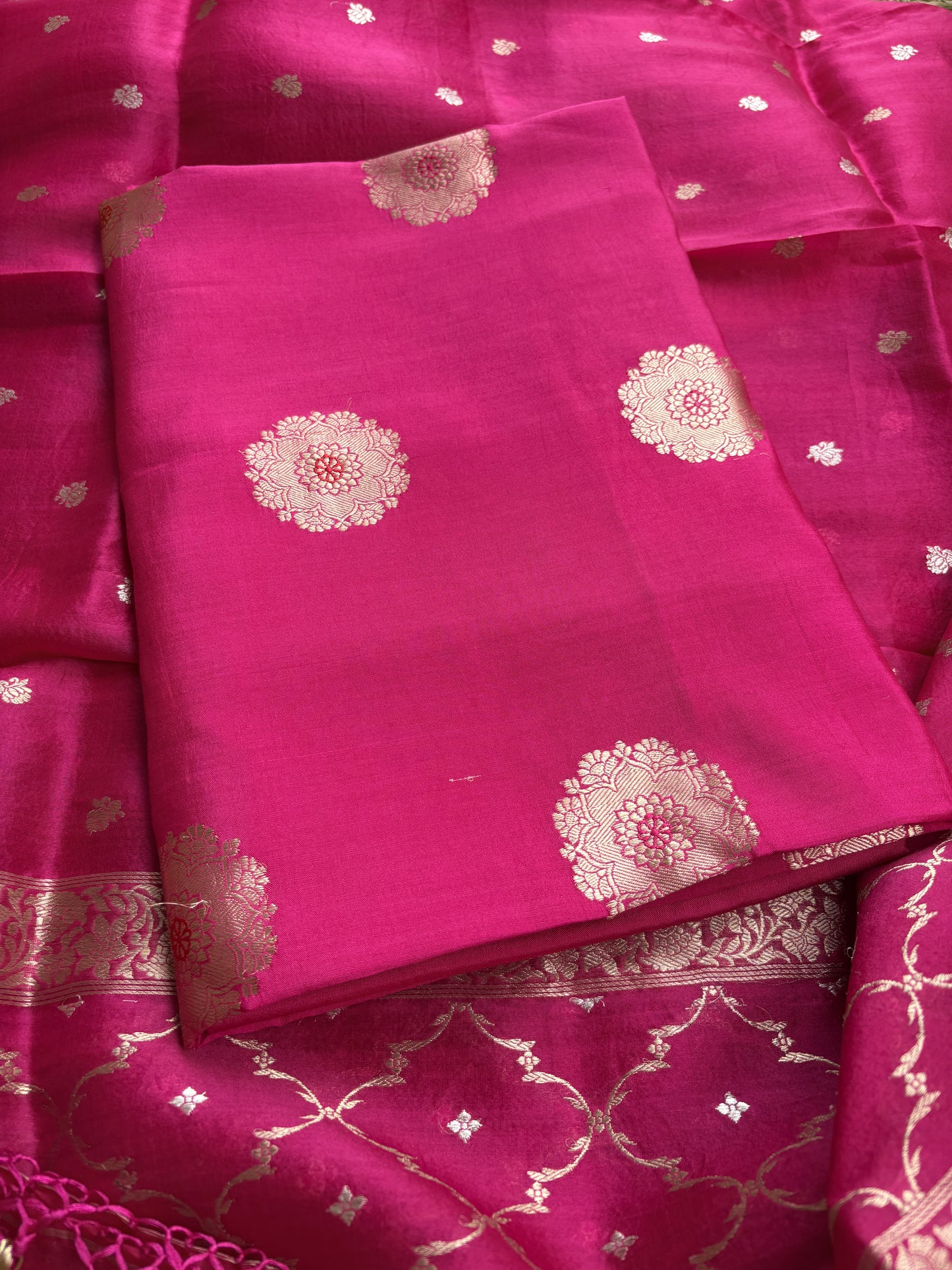 Pink Chiniya kora kadhwa suit set