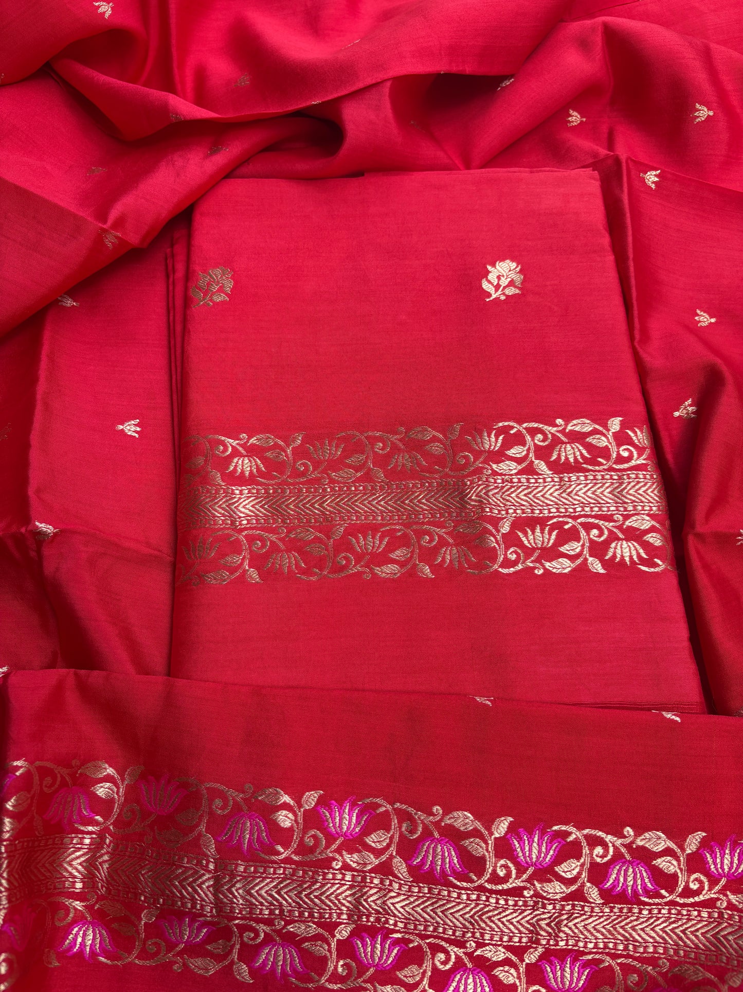 Red Chiniya silk 3 piece suit set