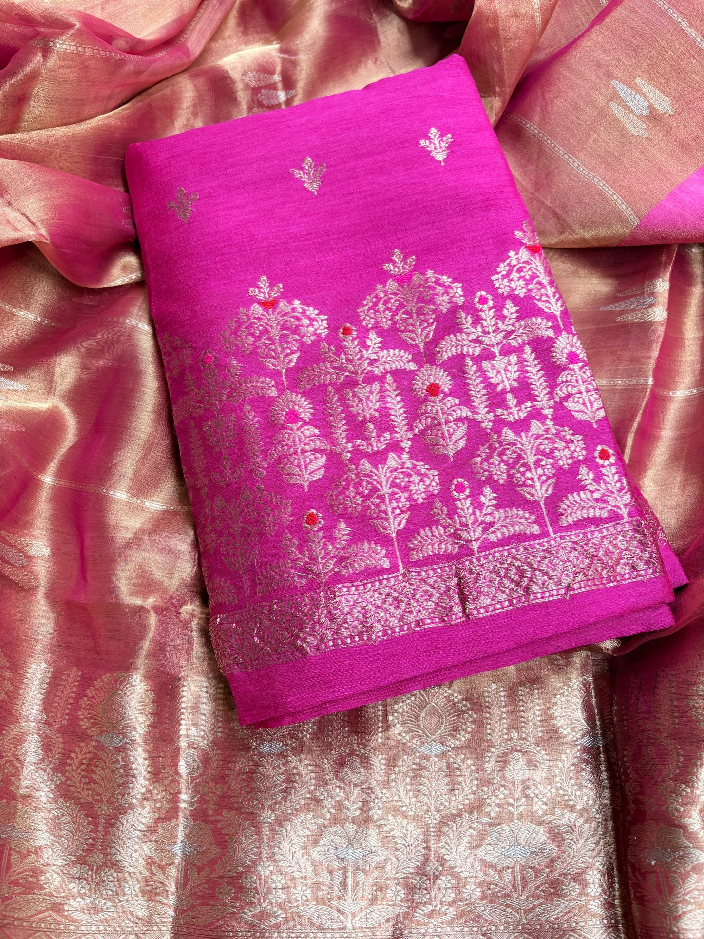 Pink moonga kadhwa suit with tissue kadhwa dupatta