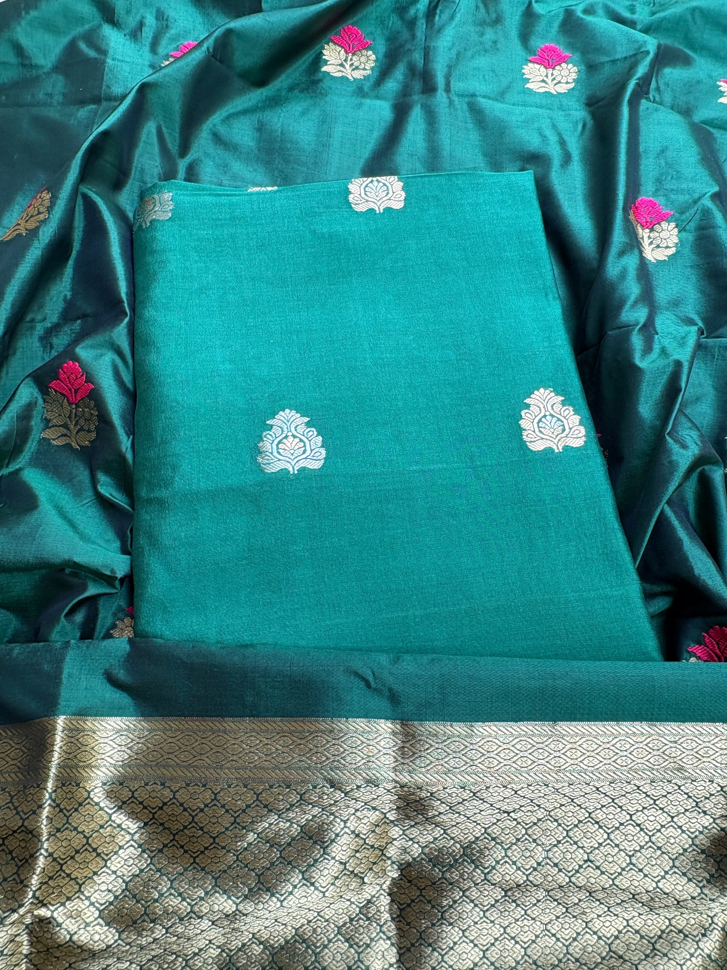 Green Chiniya silk kurta, bottom, katan silk kadhwa dupatta