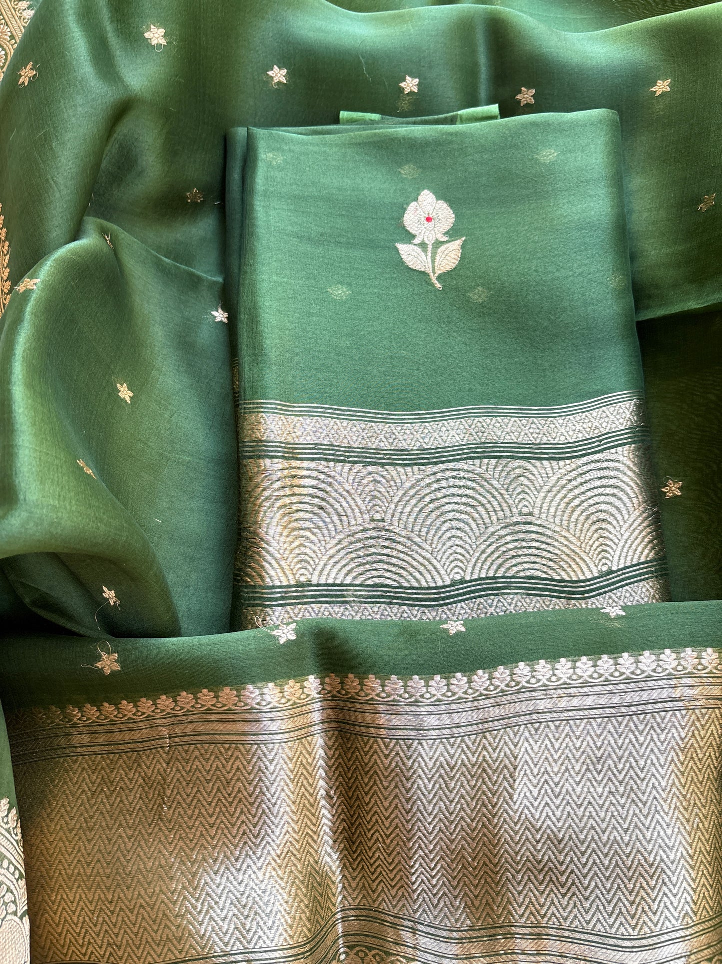 Green kora kadhwa silk suit set