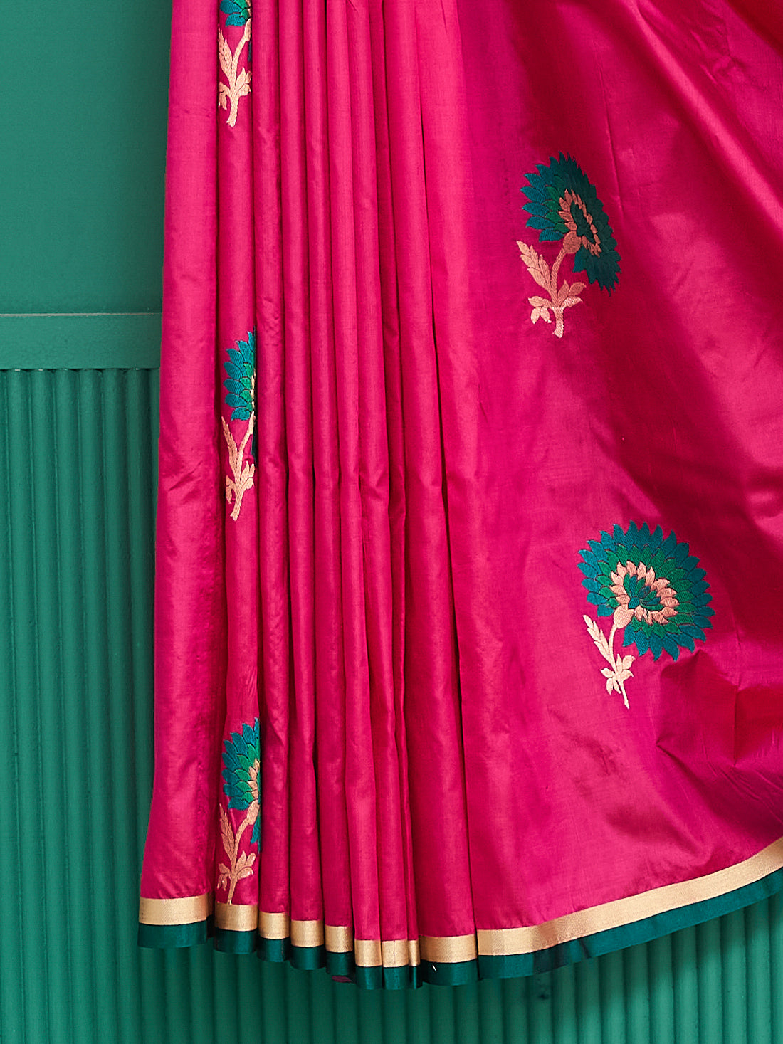 Pink big flower banarasi silk saree