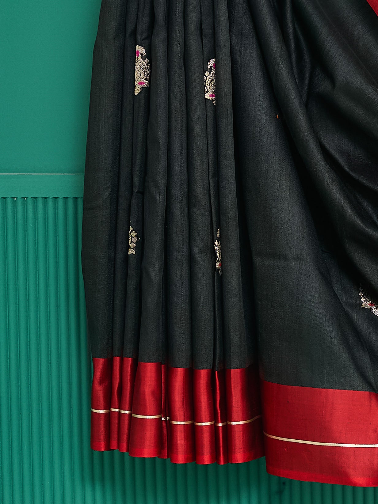 Black meendar booti with red satin border saree