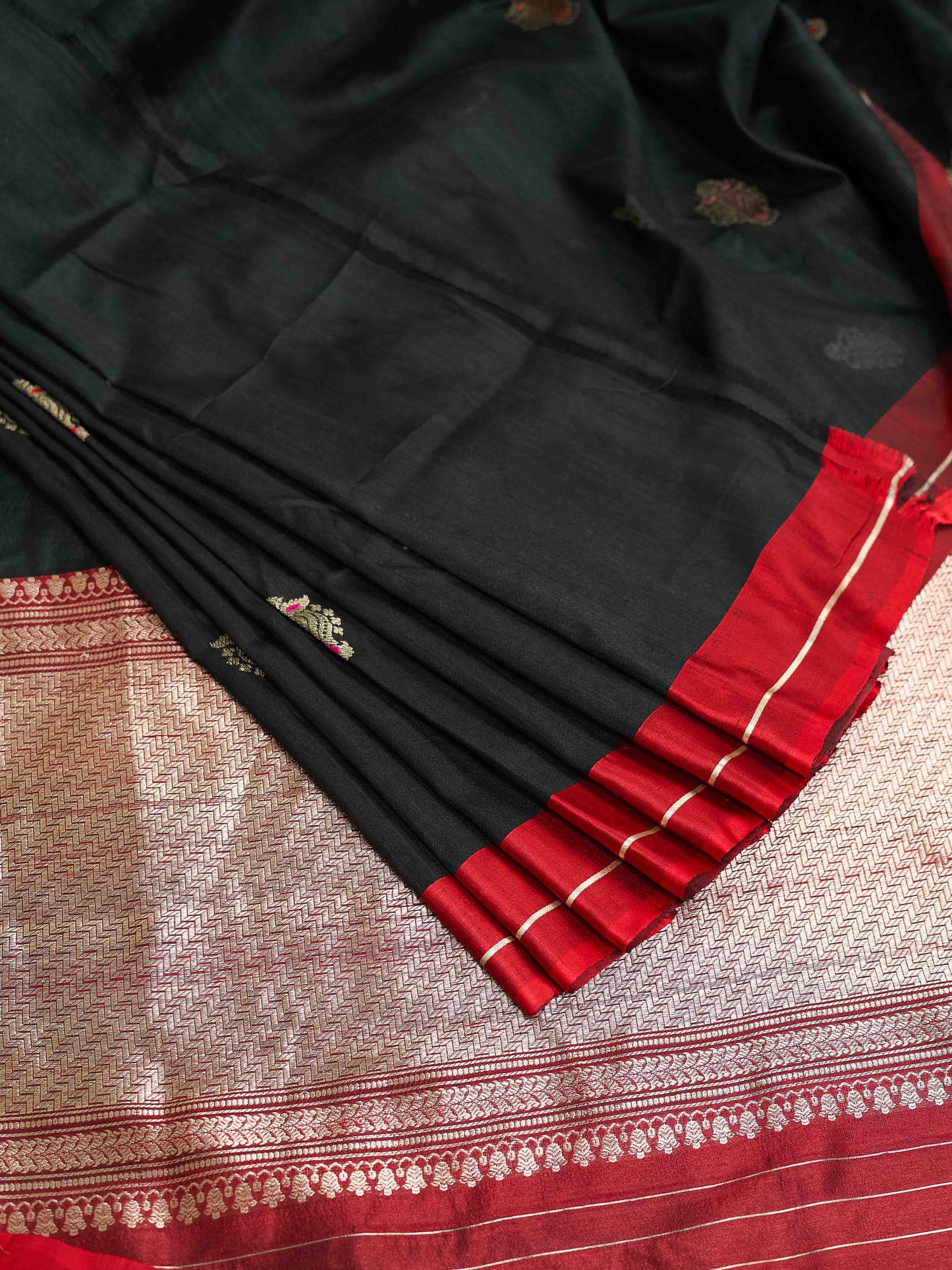Black meendar booti with red satin border saree