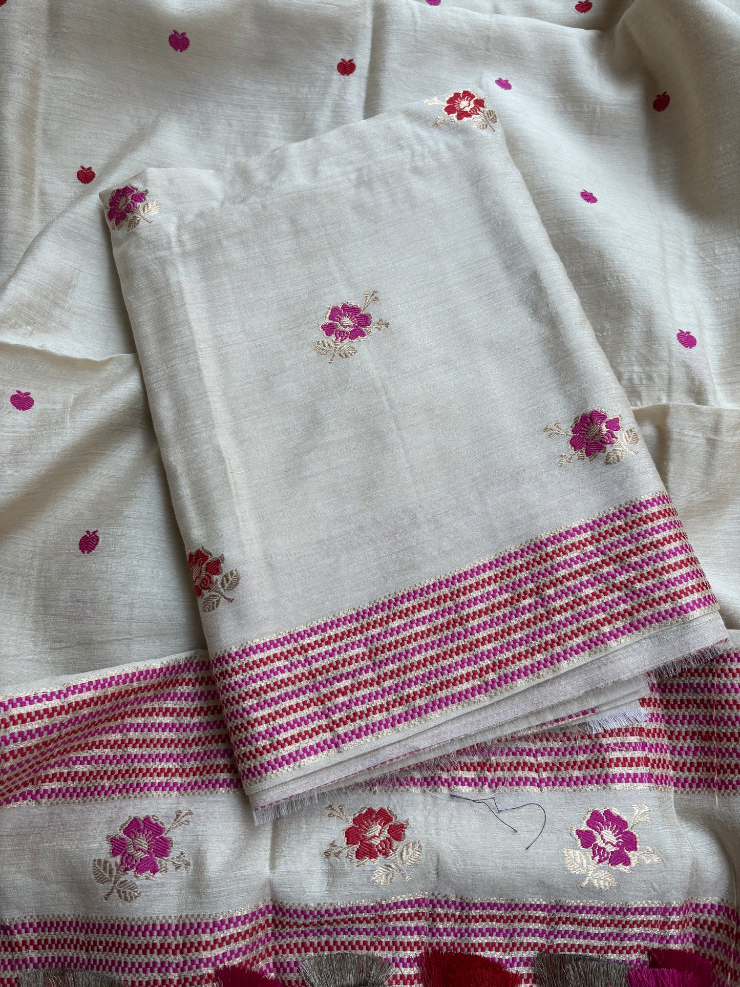 Cream moonga silk meenadar suit set