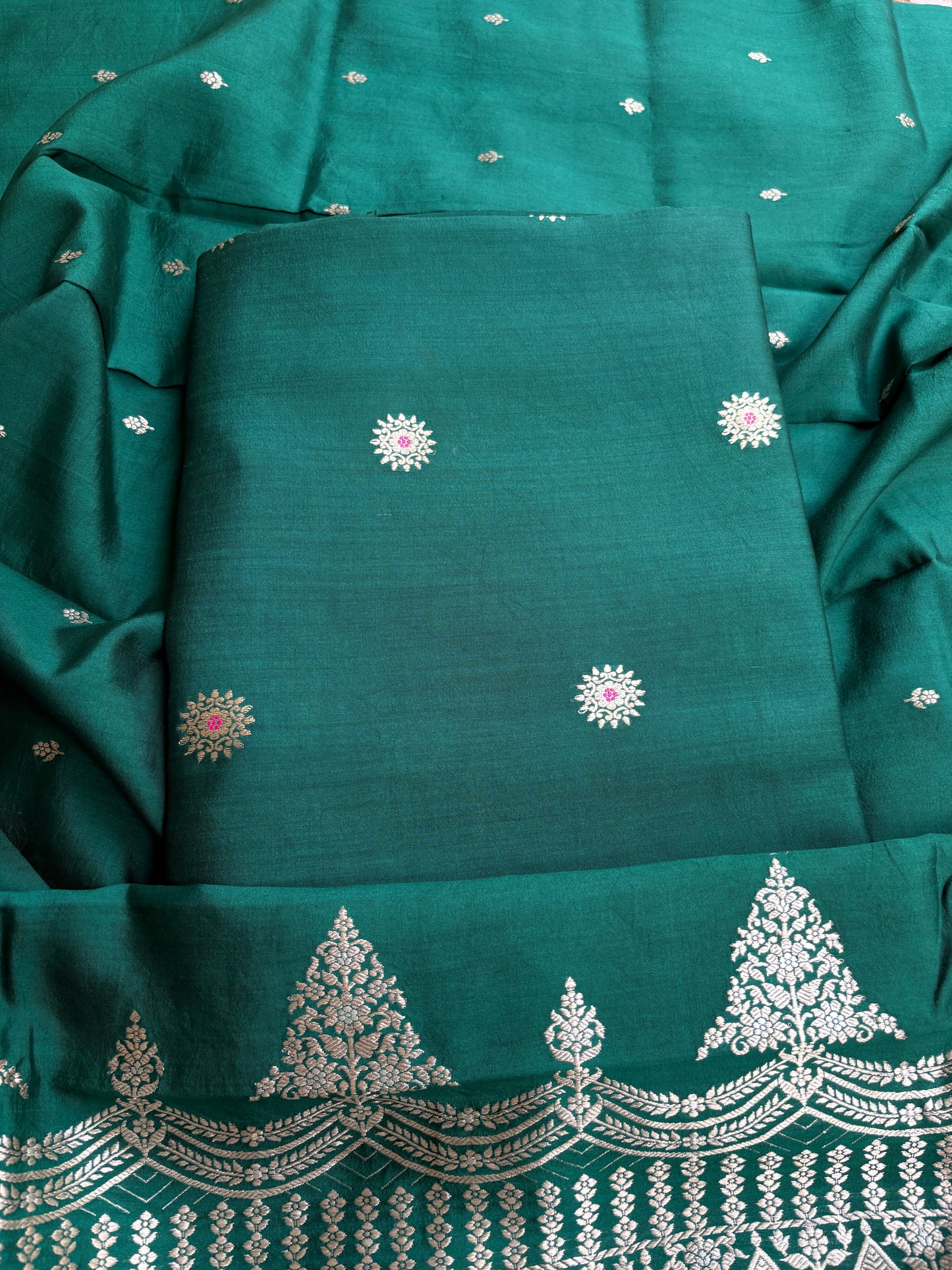 Green Chiniya silk 3 piece suit set